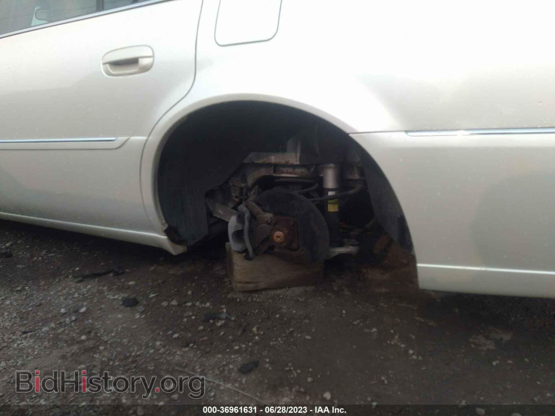 2011 CADILLAC DTS - VIN: 1G6KD5E61BU101909 - Фото 6