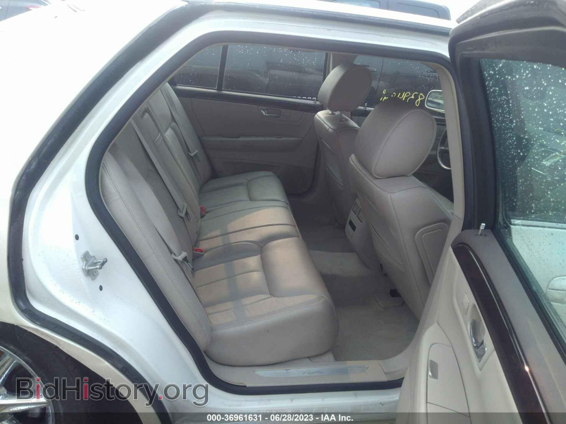 2011 CADILLAC DTS - VIN: 1G6KD5E61BU101909 - Фото 8