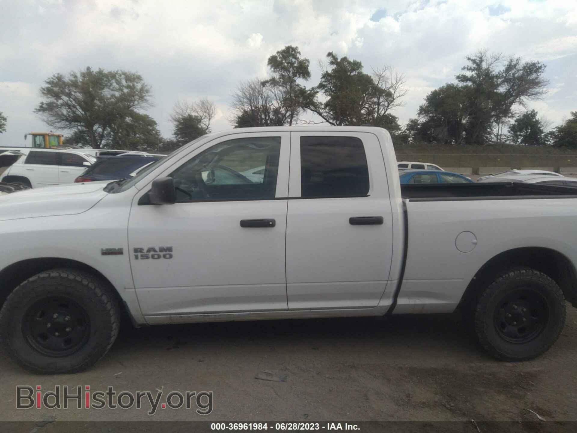 2018 RAM 1500 - VIN: 1C6RR7FTXJS214854 - Фото 14