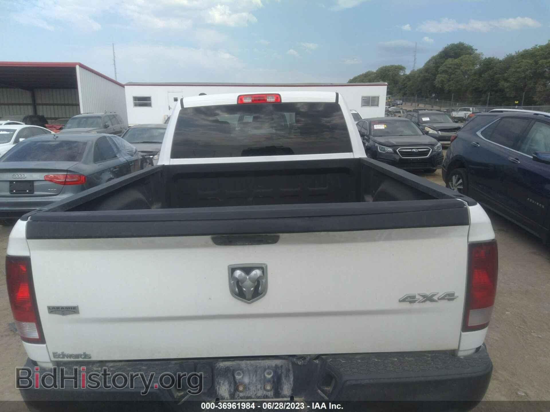 2018 RAM 1500 - VIN: 1C6RR7FTXJS214854 - Фото 16