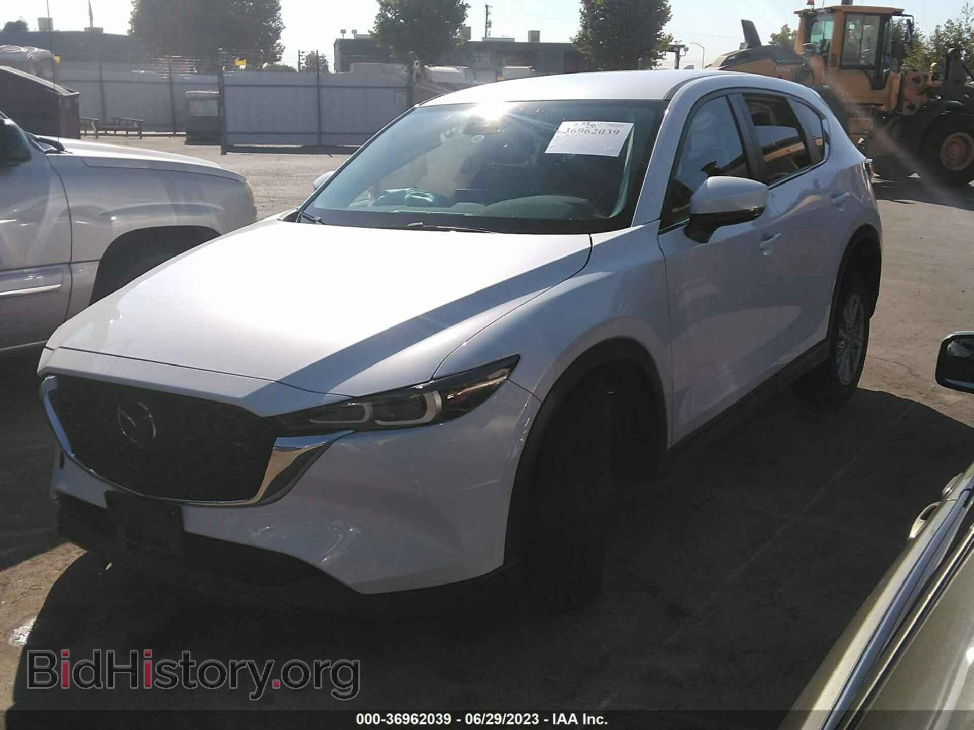 2023 MAZDA CX-5 - VIN: JM3KFBBM5P0251570 - Фото 2