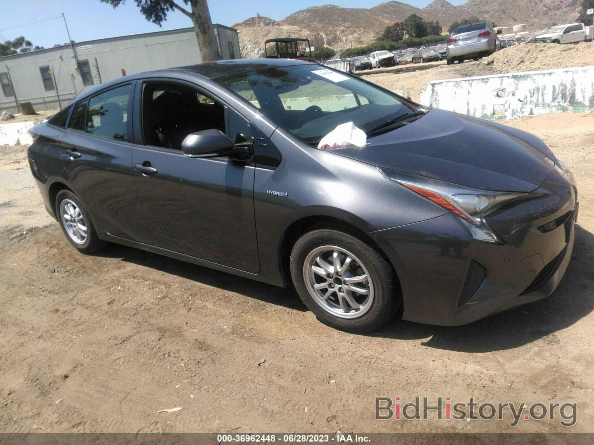 Photo JTDKARFU7J3065061 - TOYOTA PRIUS 2018