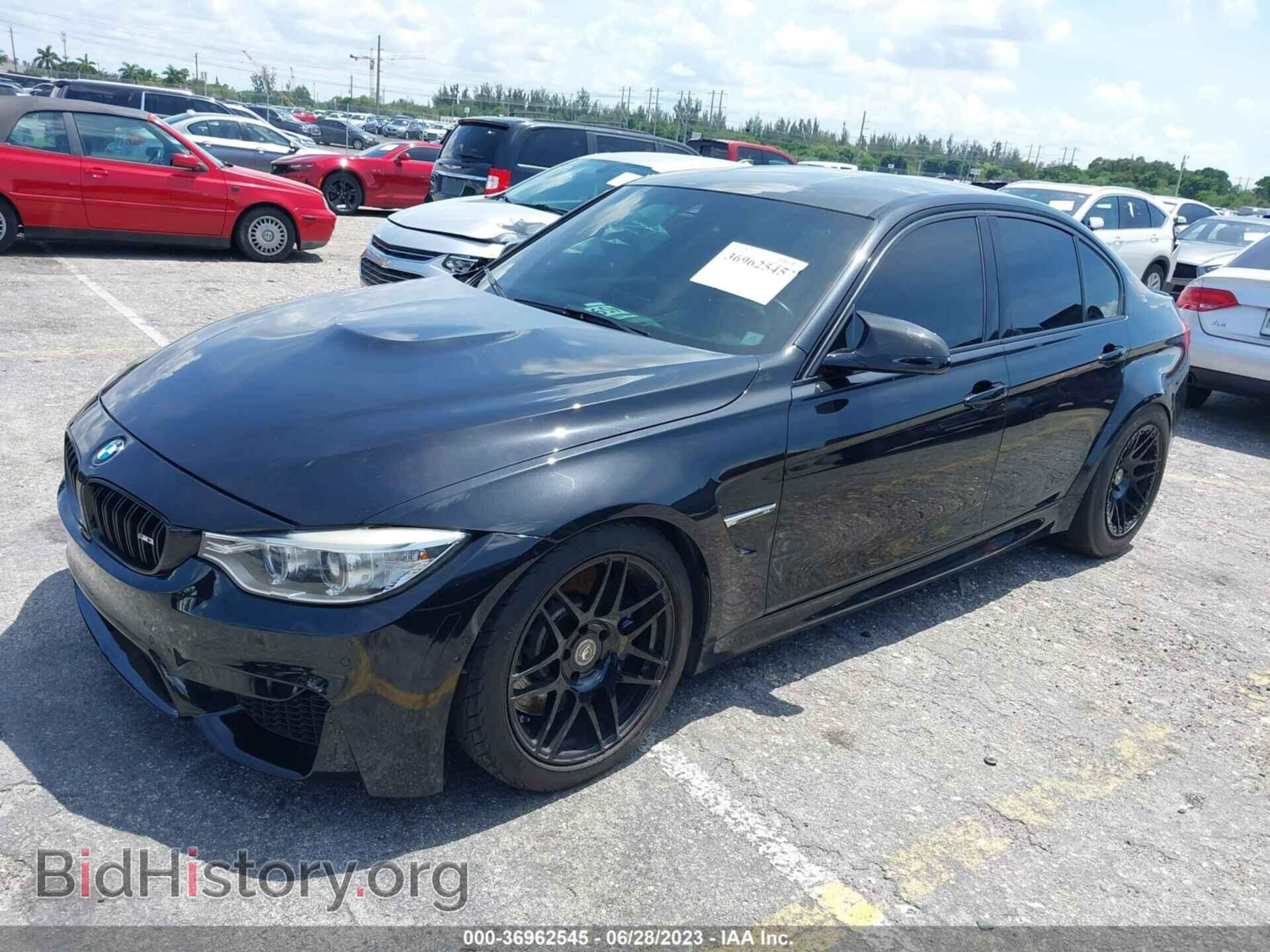 2018 BMW M3 - VIN: WBS8M9C55J5J77949 - Фото 2