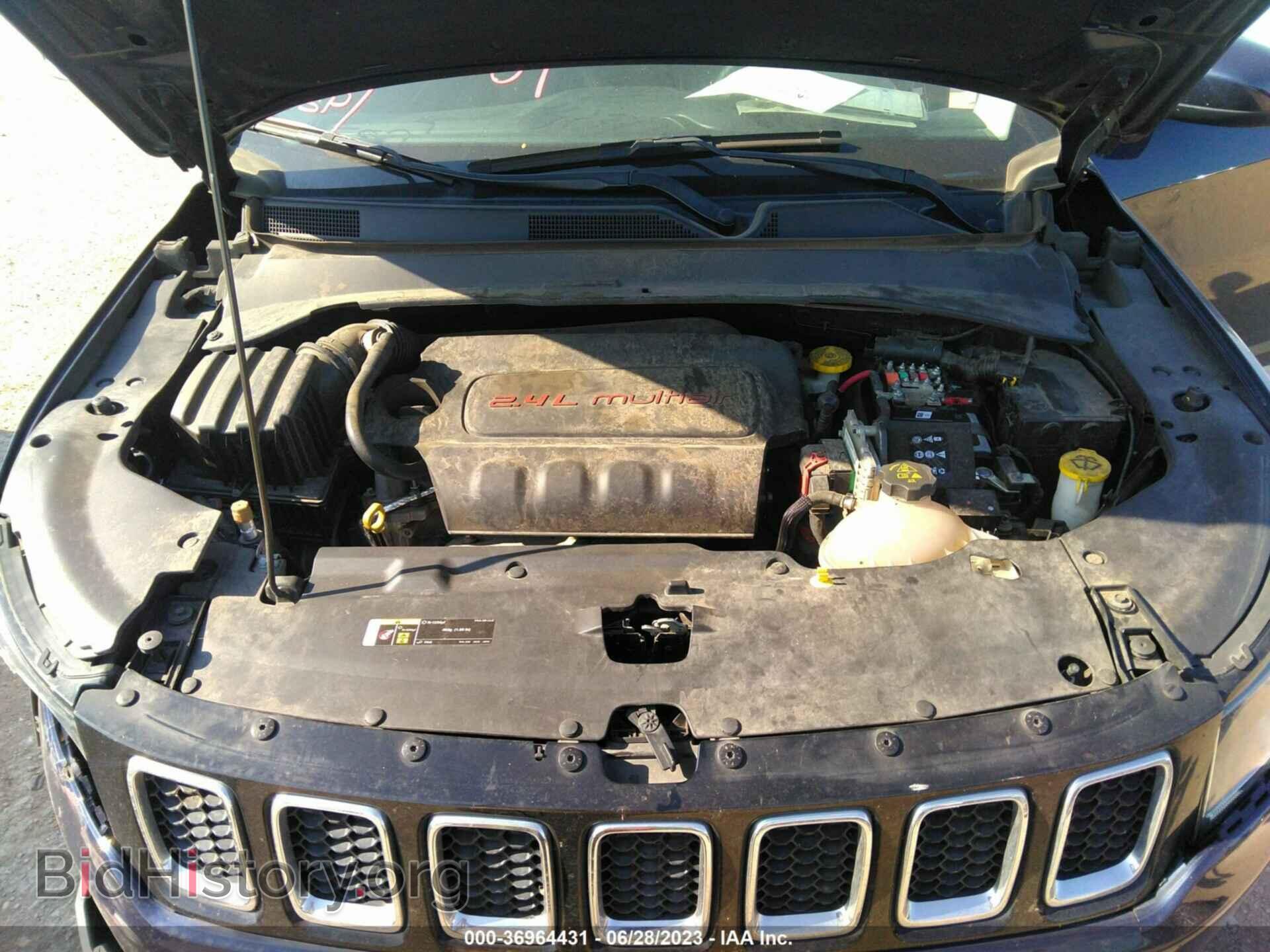 2018 JEEP COMPASS - VIN: 3C4NJDBB9JT177207 - Фото 10