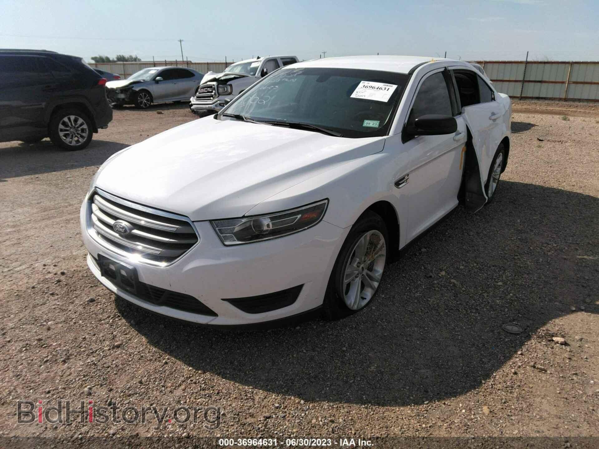2018 FORD TAURUS - VIN: 1FAHP2D81JG136002 - Фото 2