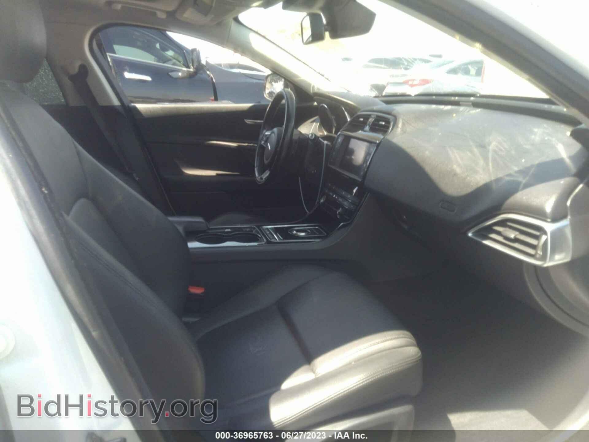 2017 JAGUAR XE - VIN: SAJAR4BN1HA970893 - Фото 5