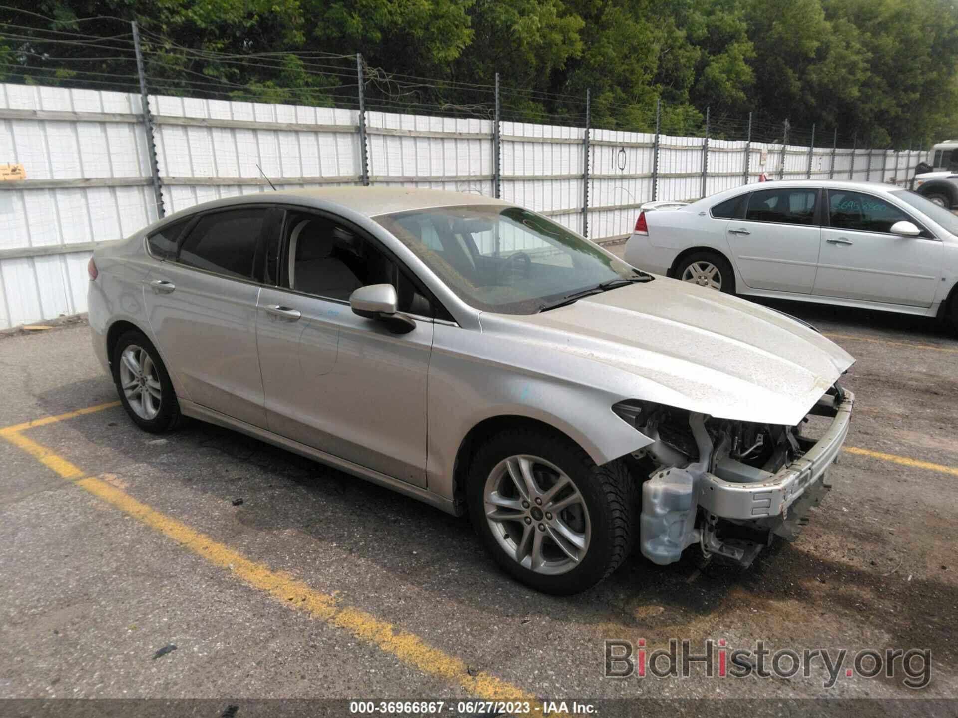 Photo 3FA6P0H76JR194659 - FORD FUSION 2018