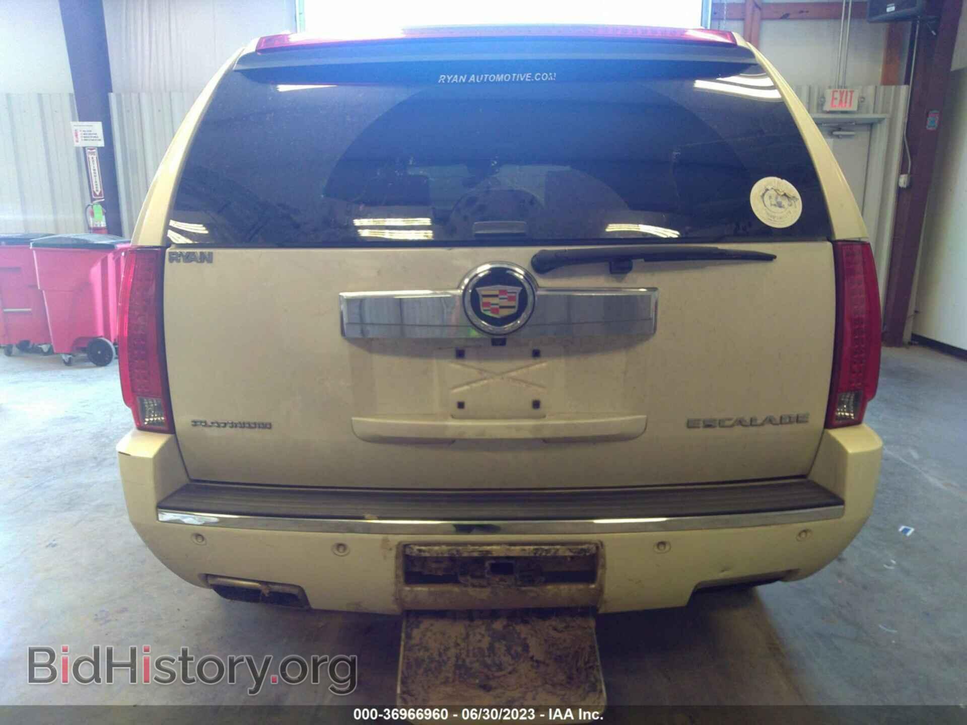 2013 CADILLAC ESCALADE - VIN: 1GYS3DEF0DR360904 - Фото 17