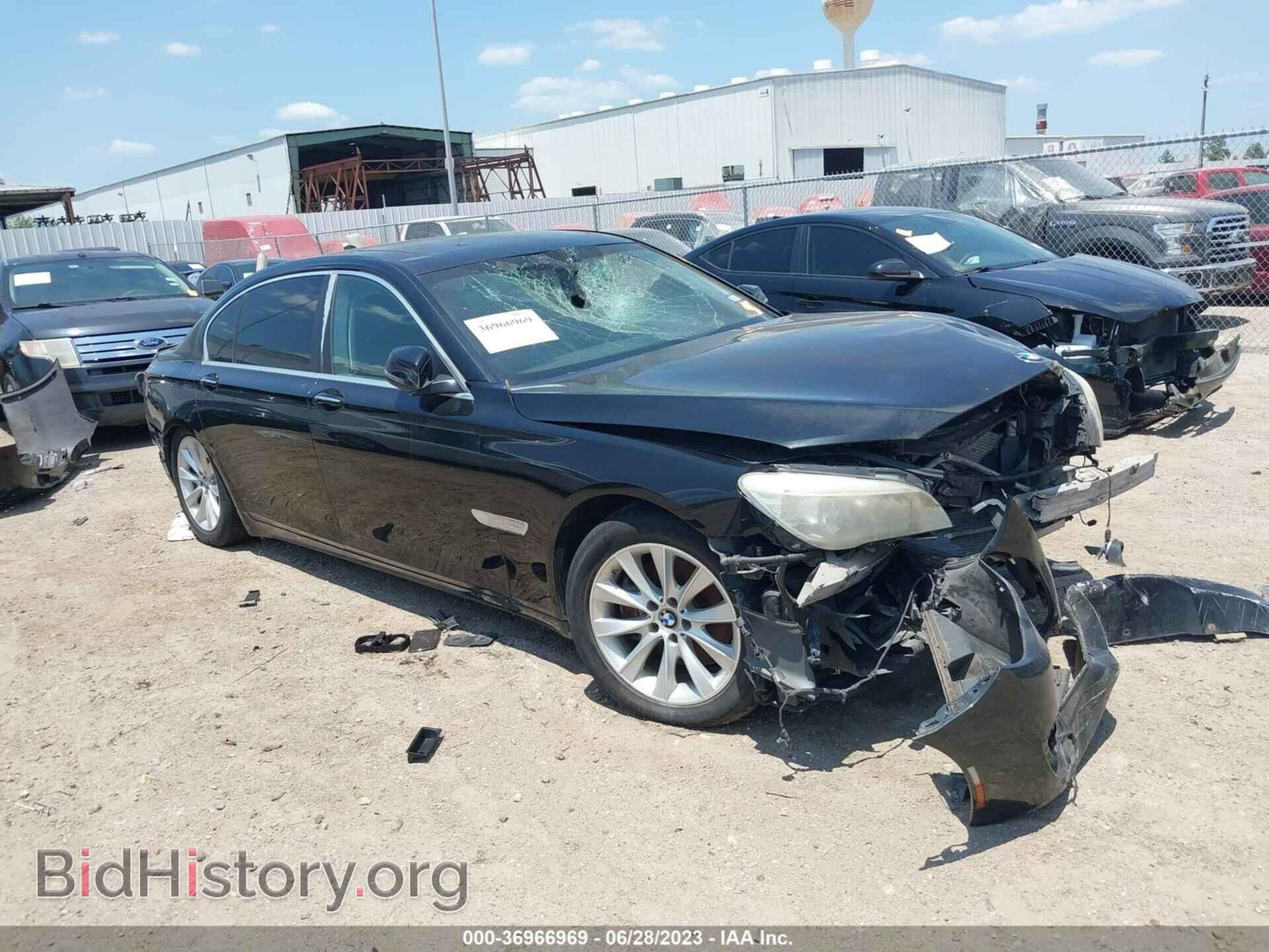 Фотография WBAYE4C54DD136811 - BMW 740LI 2013