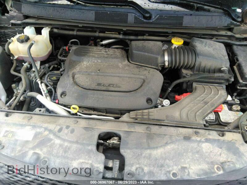 2019 Chrysler PACIFICA (VIN 2C4RC1GG4KR668187) — фото 10 из 16