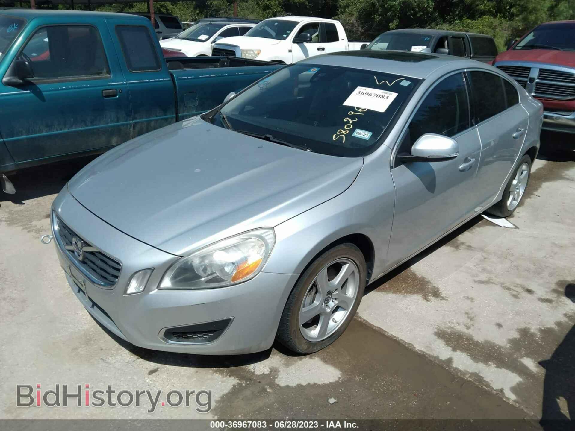 2012 VOLVO S60 - VIN: YV1622FS4C2036821 - Фото 2