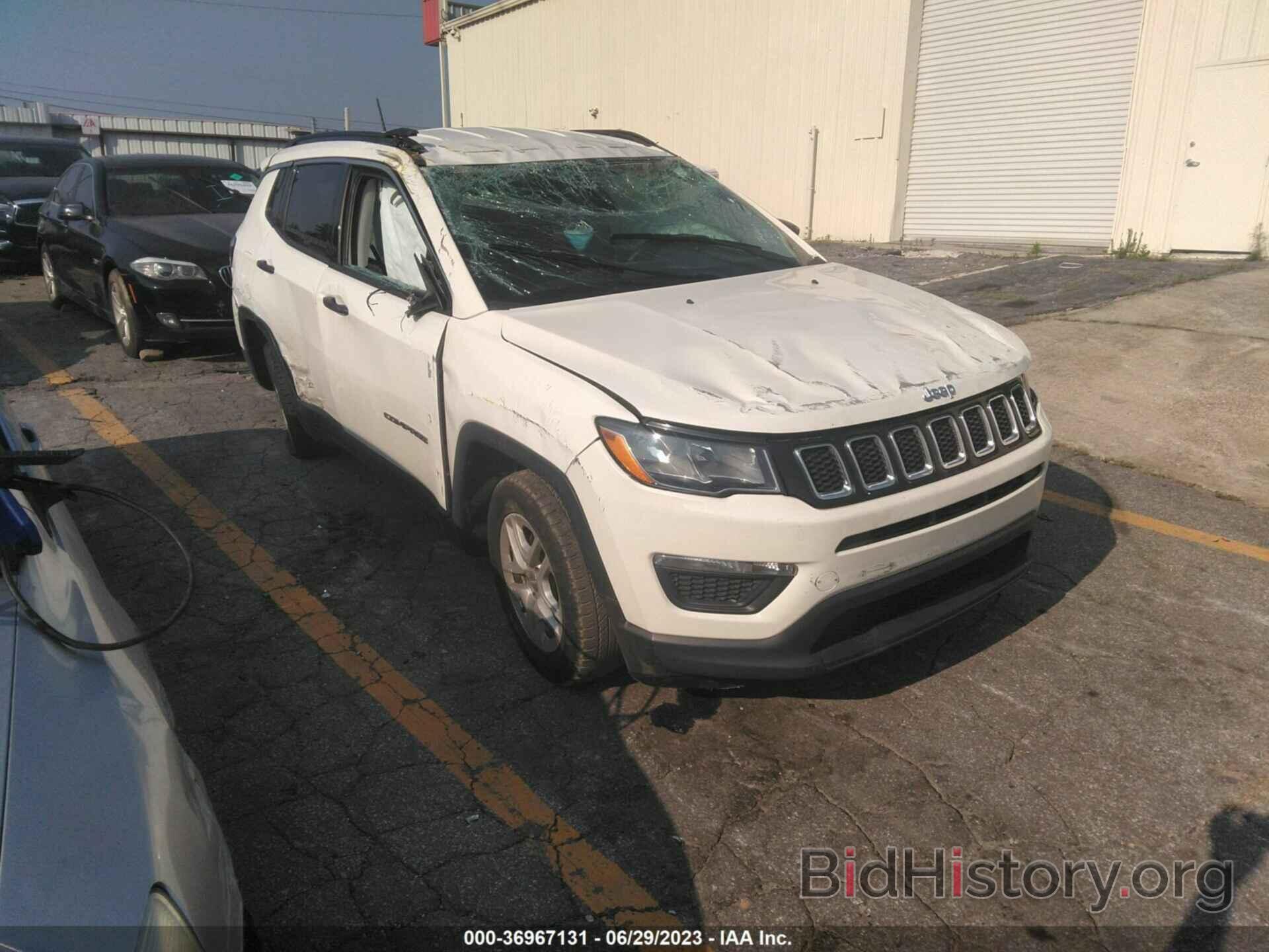 Photo 3C4NJCAB6KT726178 - JEEP COMPASS 2019