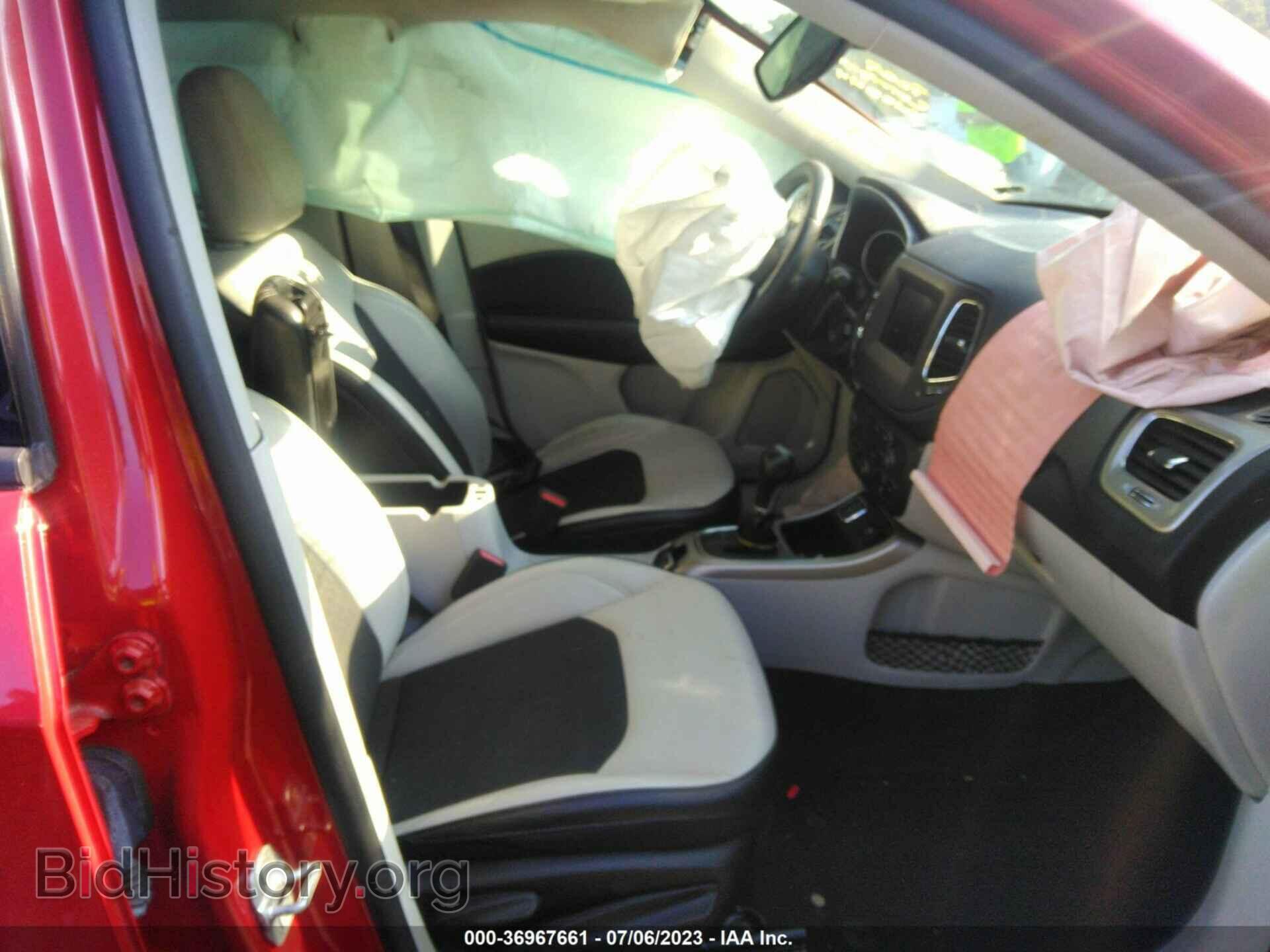 2019 JEEP COMPASS - VIN: 3C4NJCBB2KT615044 - Photo 5