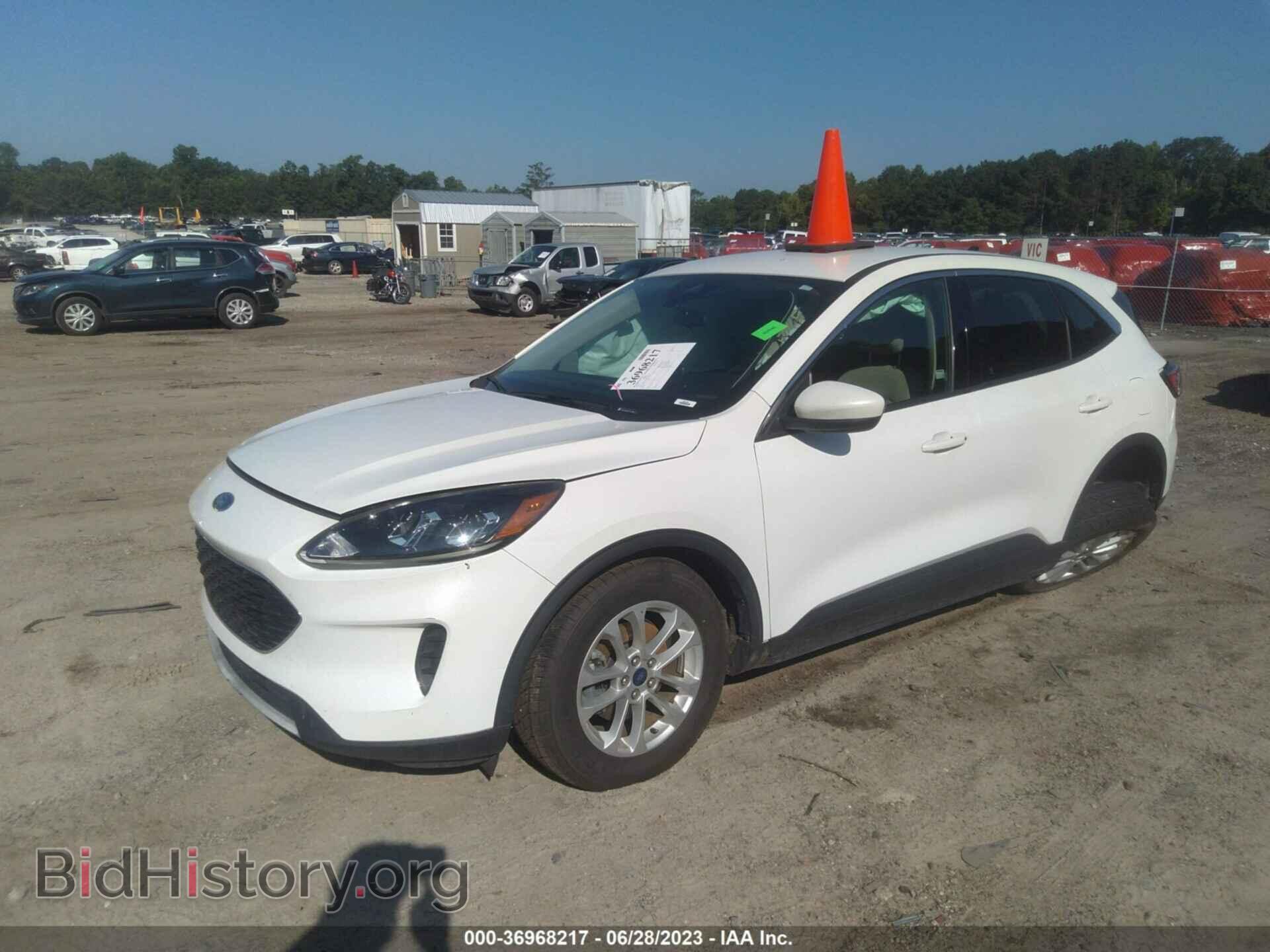 2020 FORD ESCAPE - VIN: 1FMCU0G69LUA21899 - Фото 2