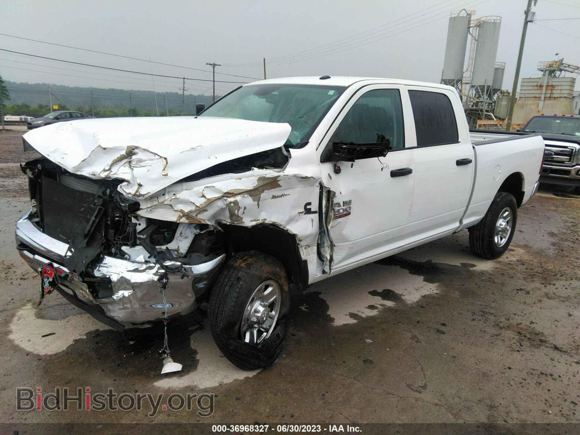 2018 RAM 2500 - VIN: 3C6UR5CLXJG346877 - Фото 2
