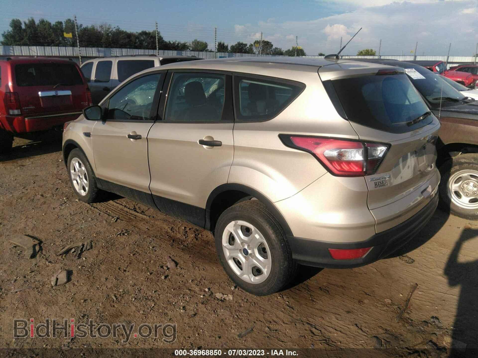 2018 FORD ESCAPE - VIN: 1FMCU0F79JUC06266 - Фото 3
