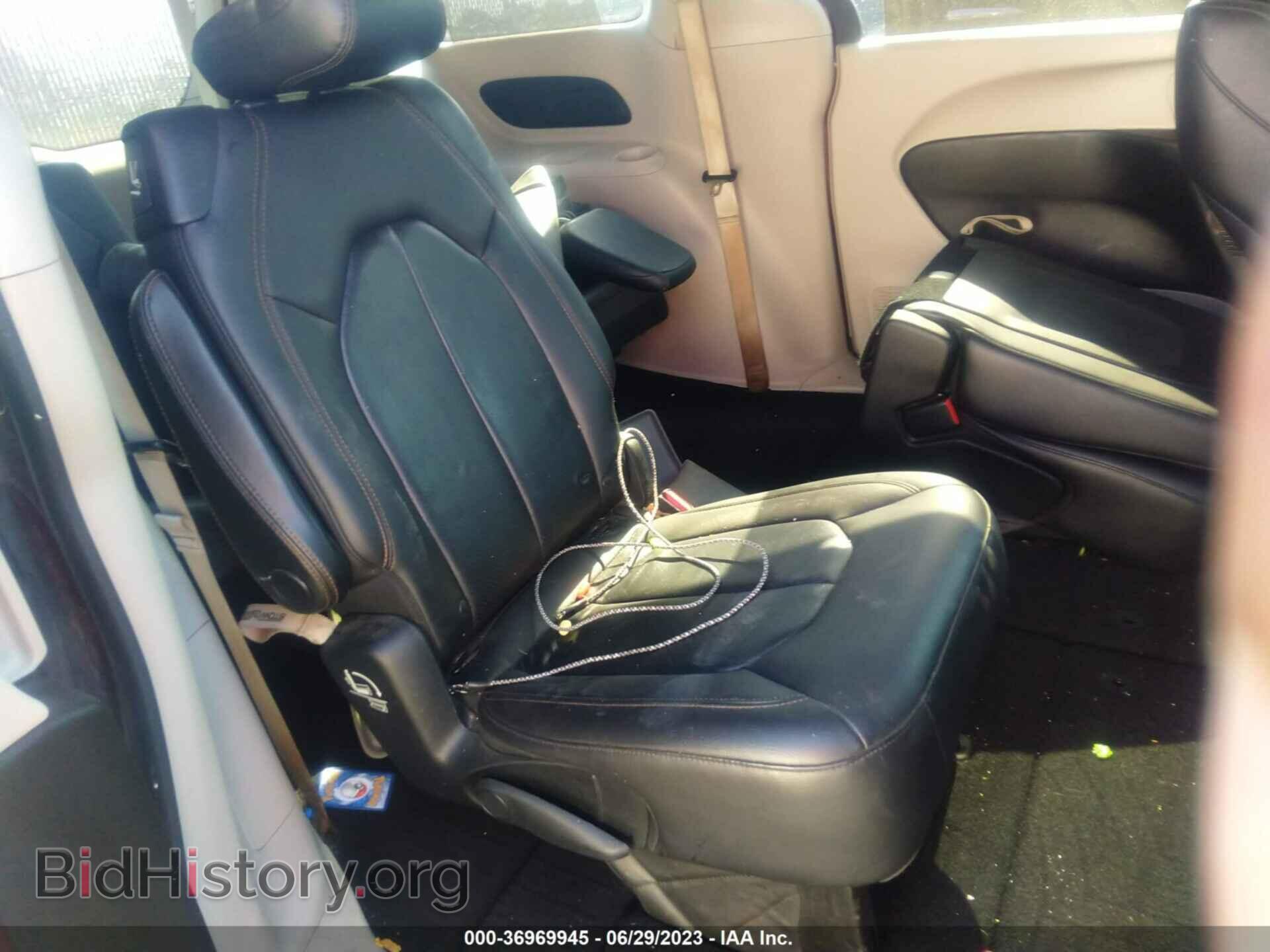 2018 CHRYSLER PACIFICA - VIN: 2C4RC1BG2JR246571 - Фото 8