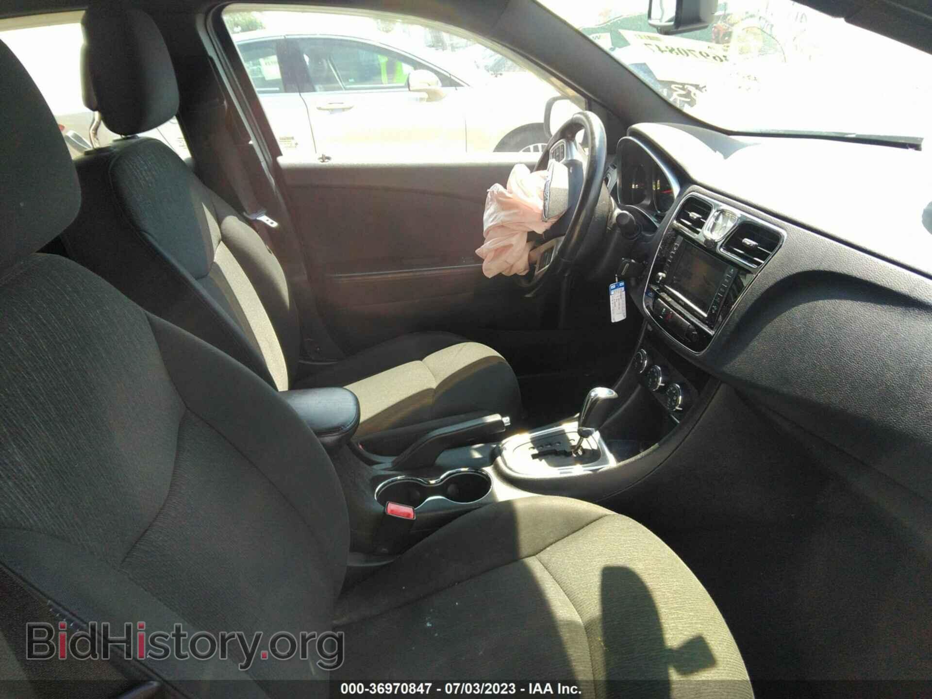 2011 CHRYSLER 200 - VIN: 1C3BC1FB6BN584283 - Фото 5