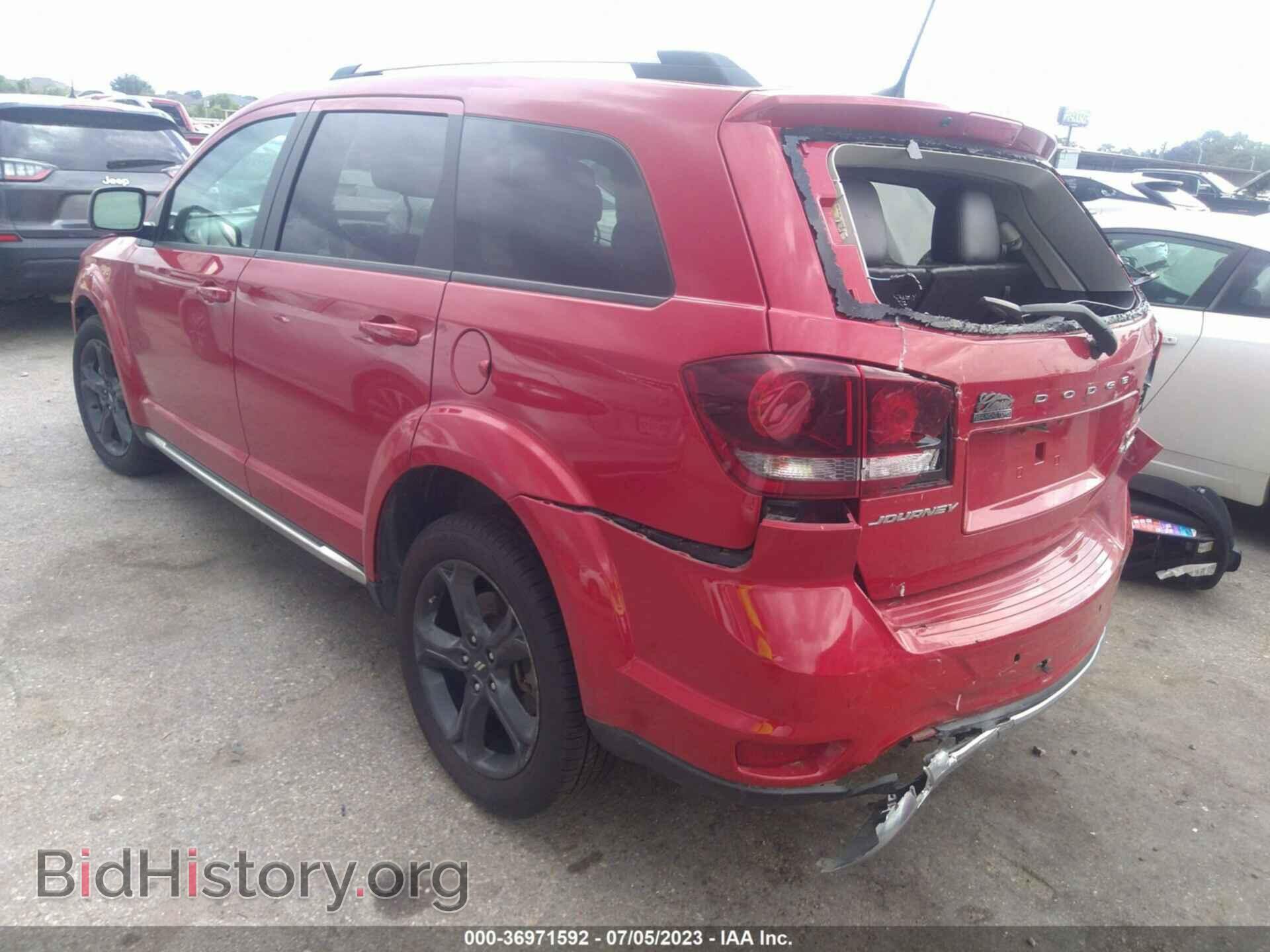 2020 DODGE JOURNEY - VIN: 3C4PDCGB7LT265050 - Фото 3