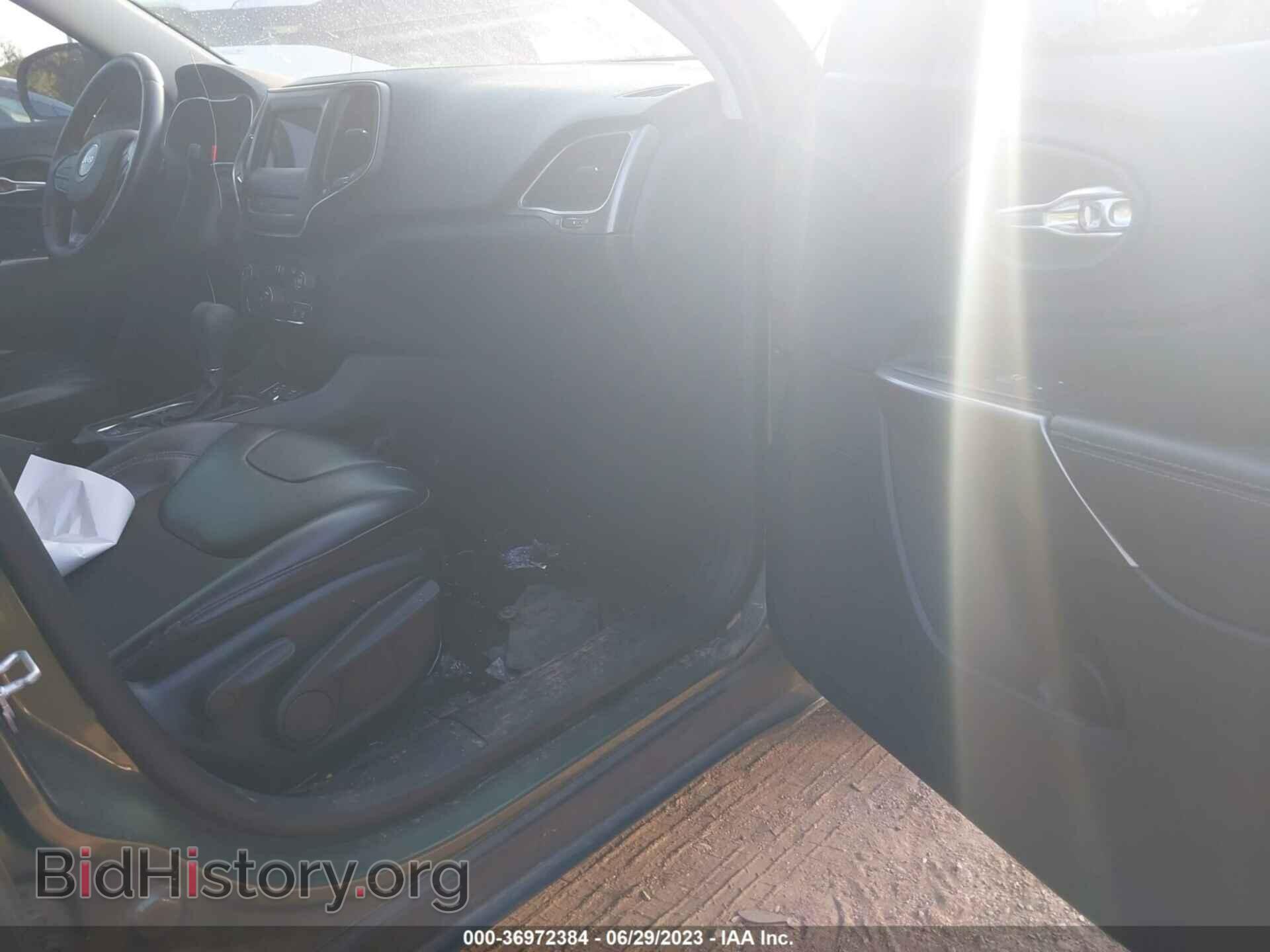 2019 JEEP CHEROKEE - VIN: 1C4PJLLB9KD305311 - Фото 5