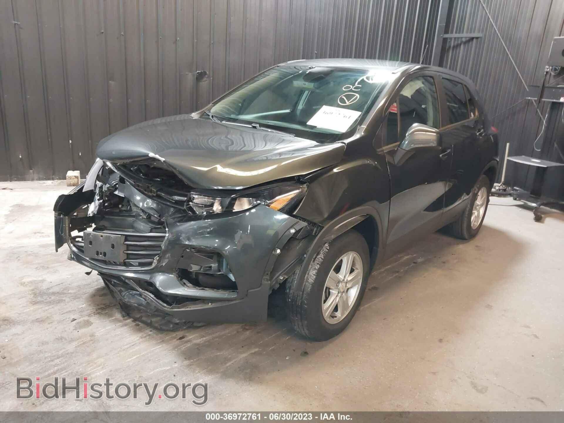 2019 CHEVROLET TRAX - VIN: 3GNCJNSB2KL271855 - Фото 2