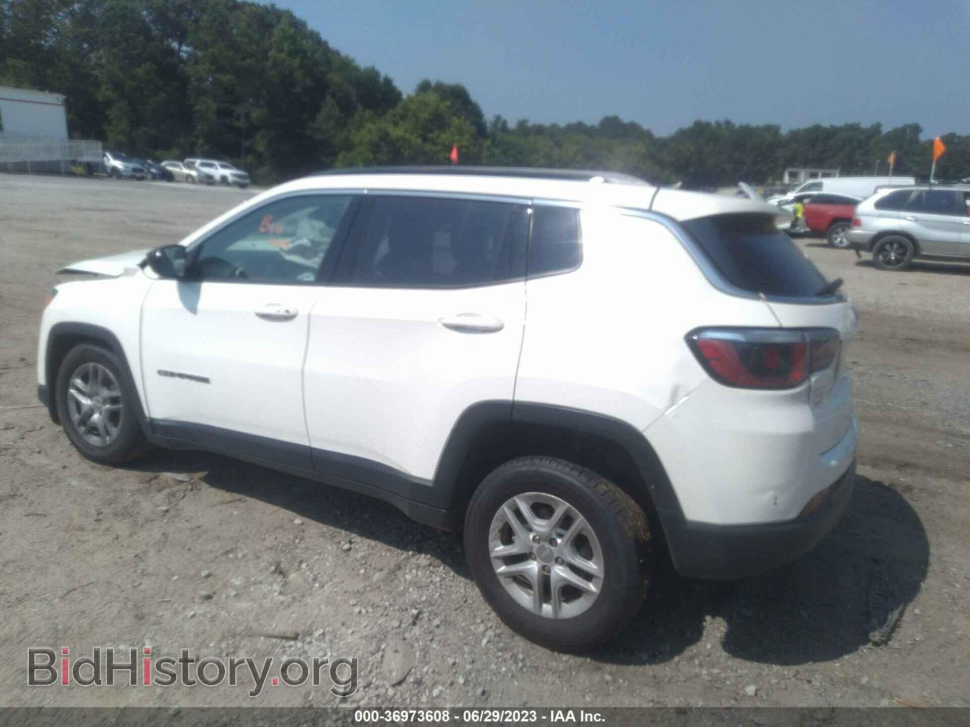 2019 JEEP COMPASS - VIN: 3C4NJCABXKT737197 - Фото 3