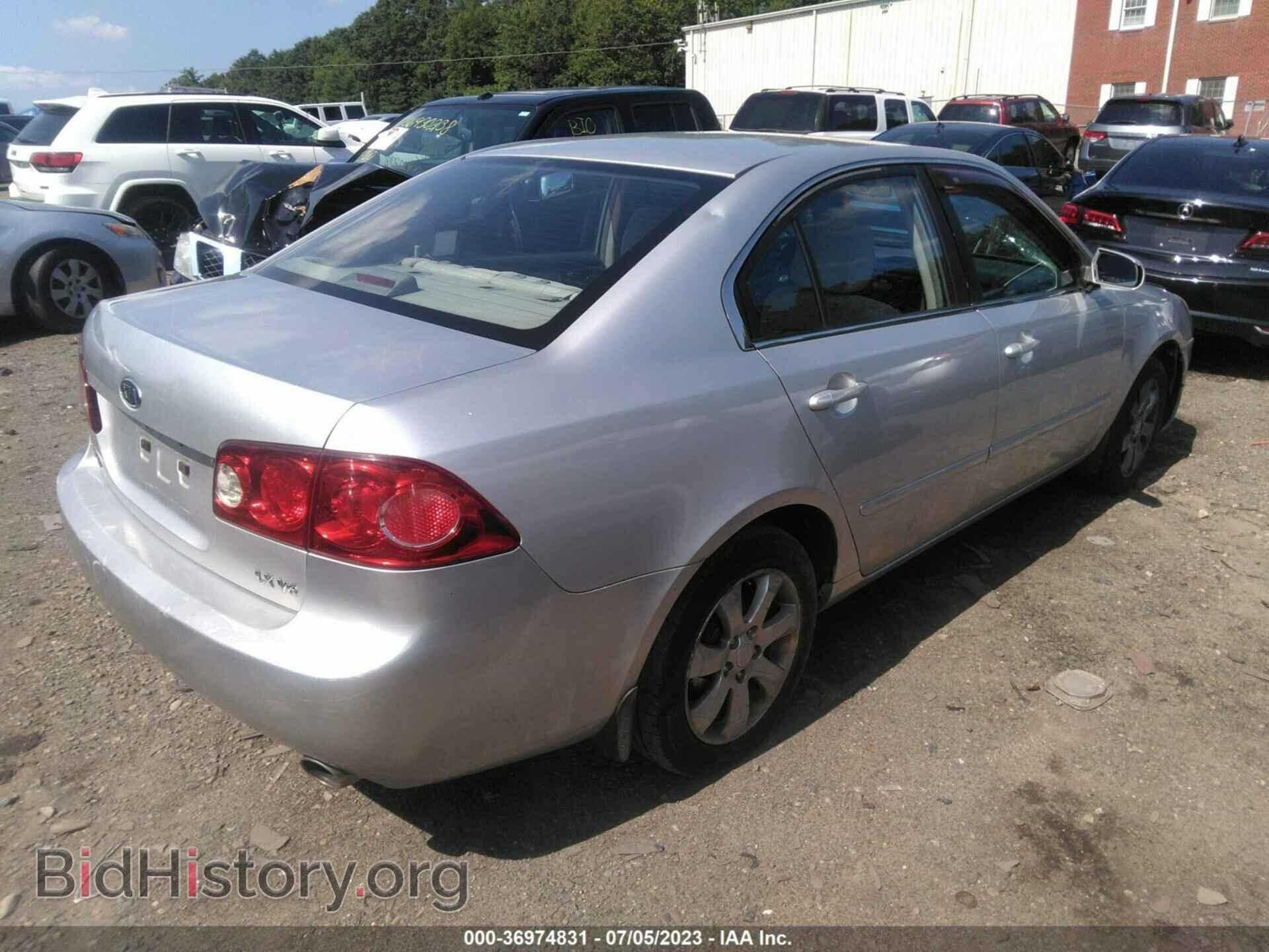 2007 KIA OPTIMA - VIN: KNAGE124X75146356 - Фото 4