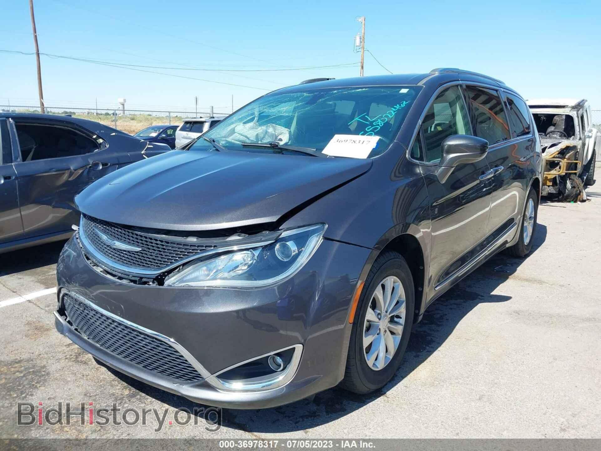 2018 CHRYSLER PACIFICA - VIN: 2C4RC1BG1JR211293 - Фото 2