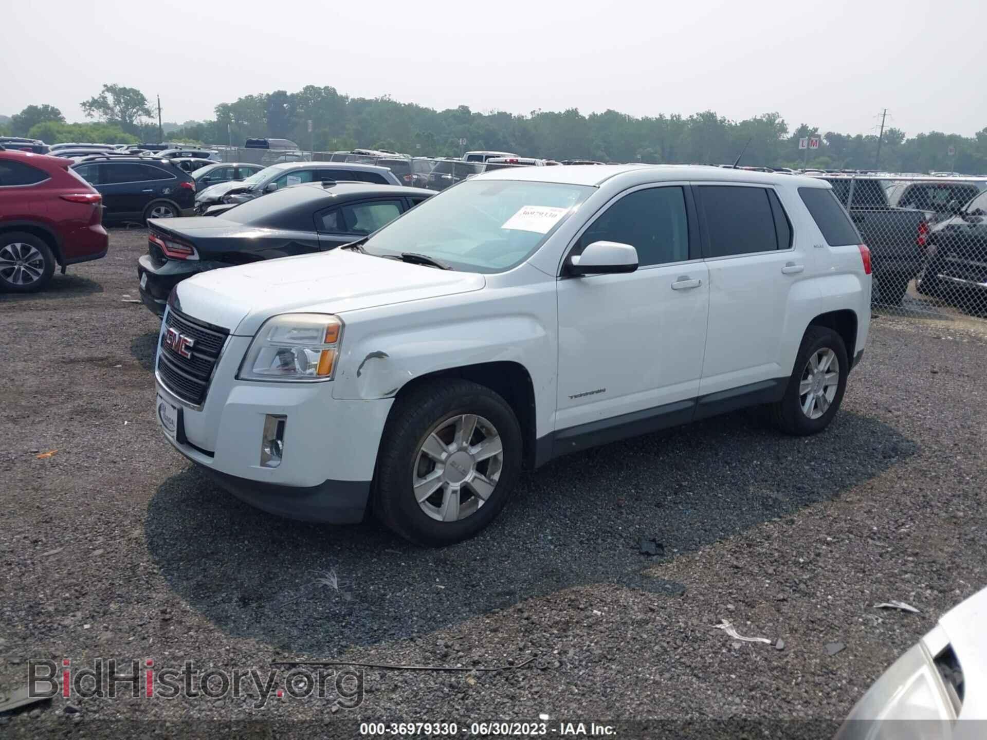 2011 GMC TERRAIN - VIN: 2CTALMEC2B6477548 - Photo 2