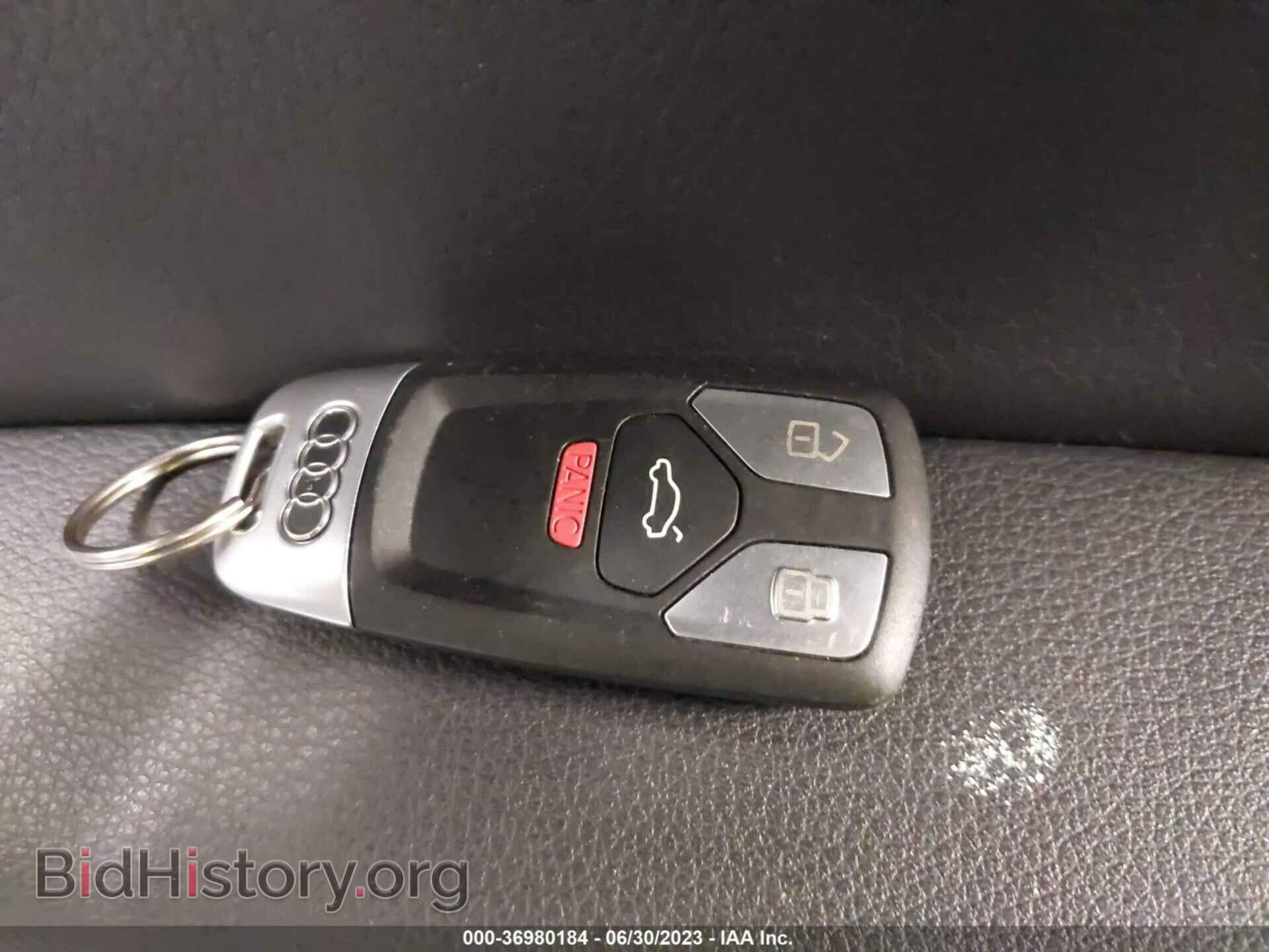2018 AUDI Q7 - VIN: WA1LAAF74JD046231 - Фото 11