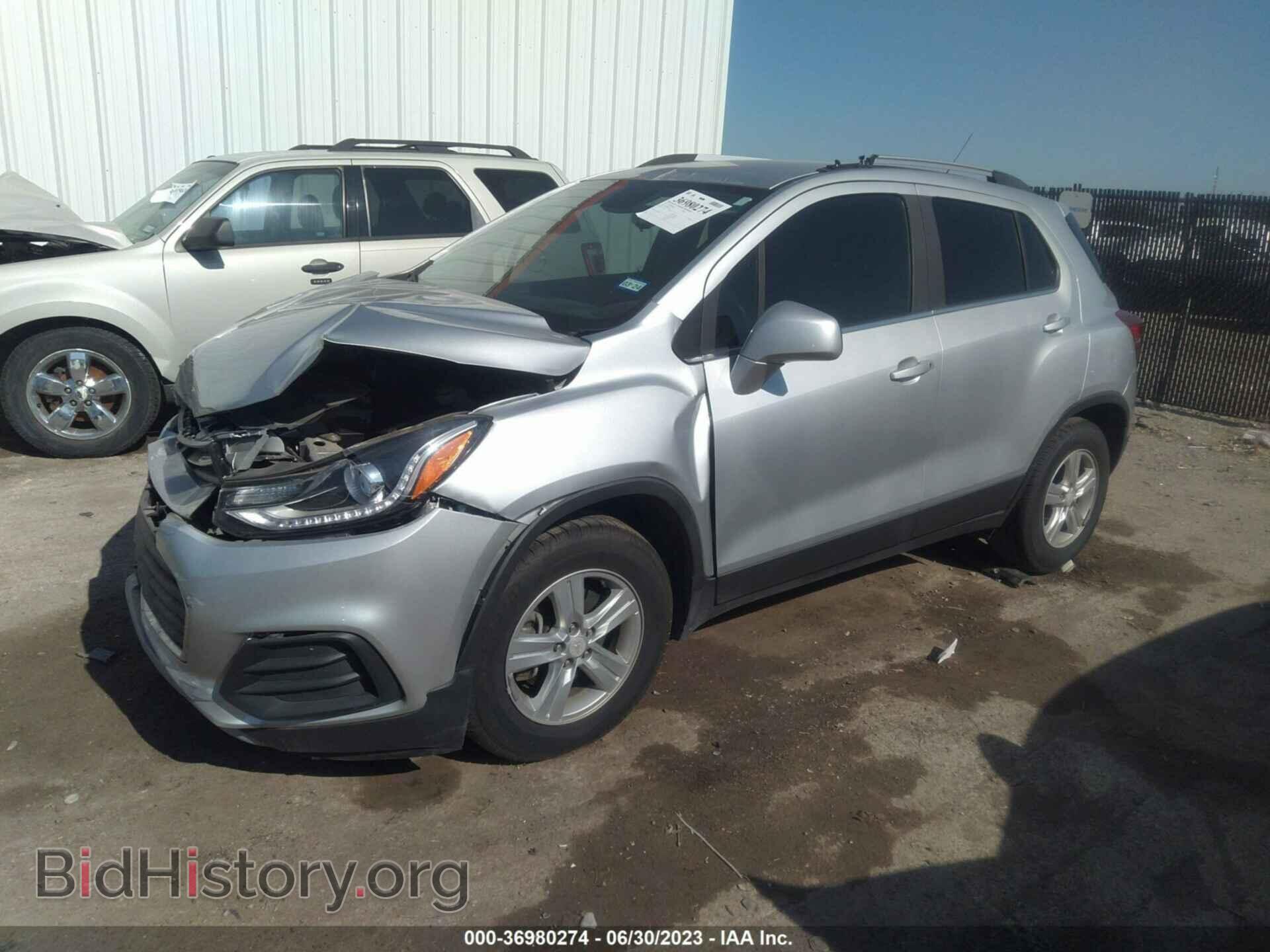2017 CHEVROLET TRAX - VIN: 3GNCJLSB8HL222995 - Фото 2
