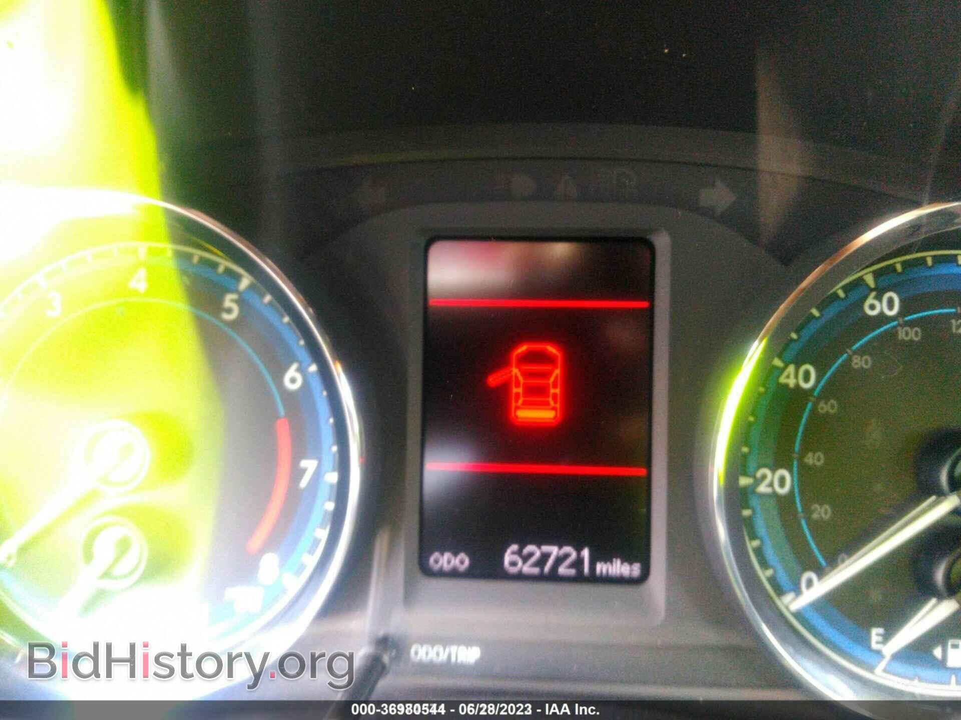 2017 TOYOTA COROLLA - VIN: 2T1BURHE3HC864818 - Фото 7