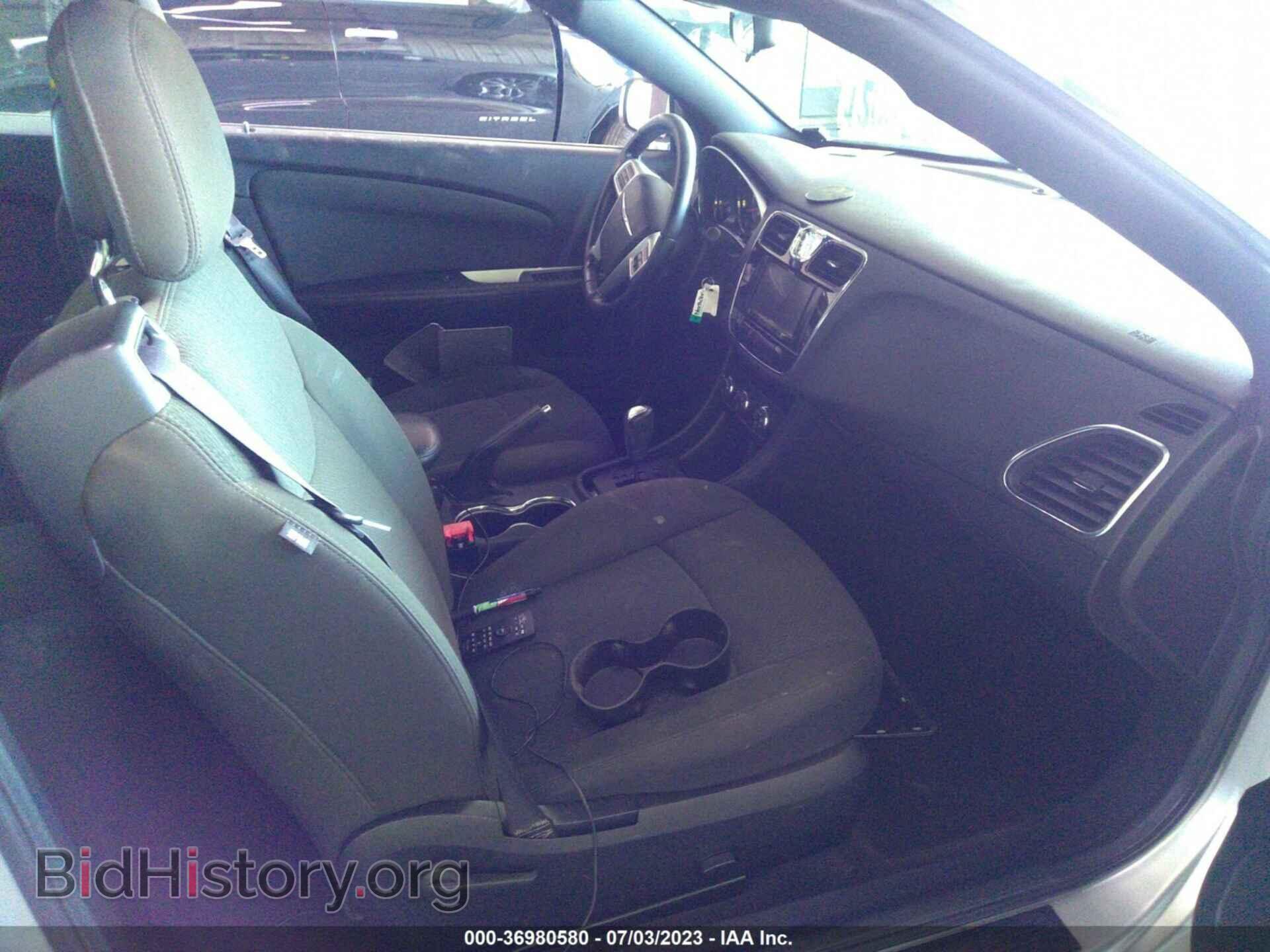 2011 CHRYSLER 200 - VIN: 1C3BC2EG7BN599359 - Фото 5
