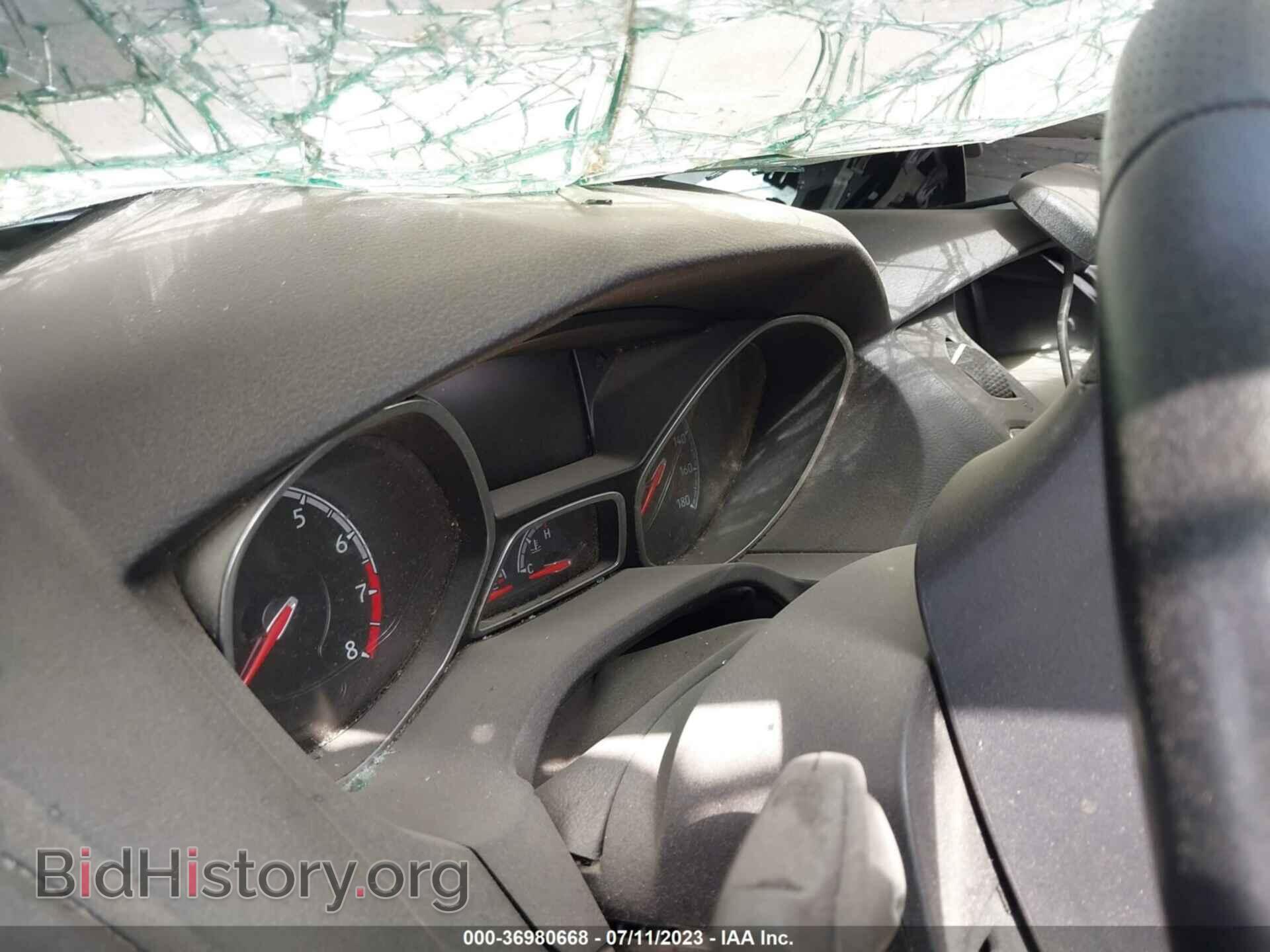 2018 FORD FOCUS - VIN: 1FADP3L96JL303024 - Фото 7