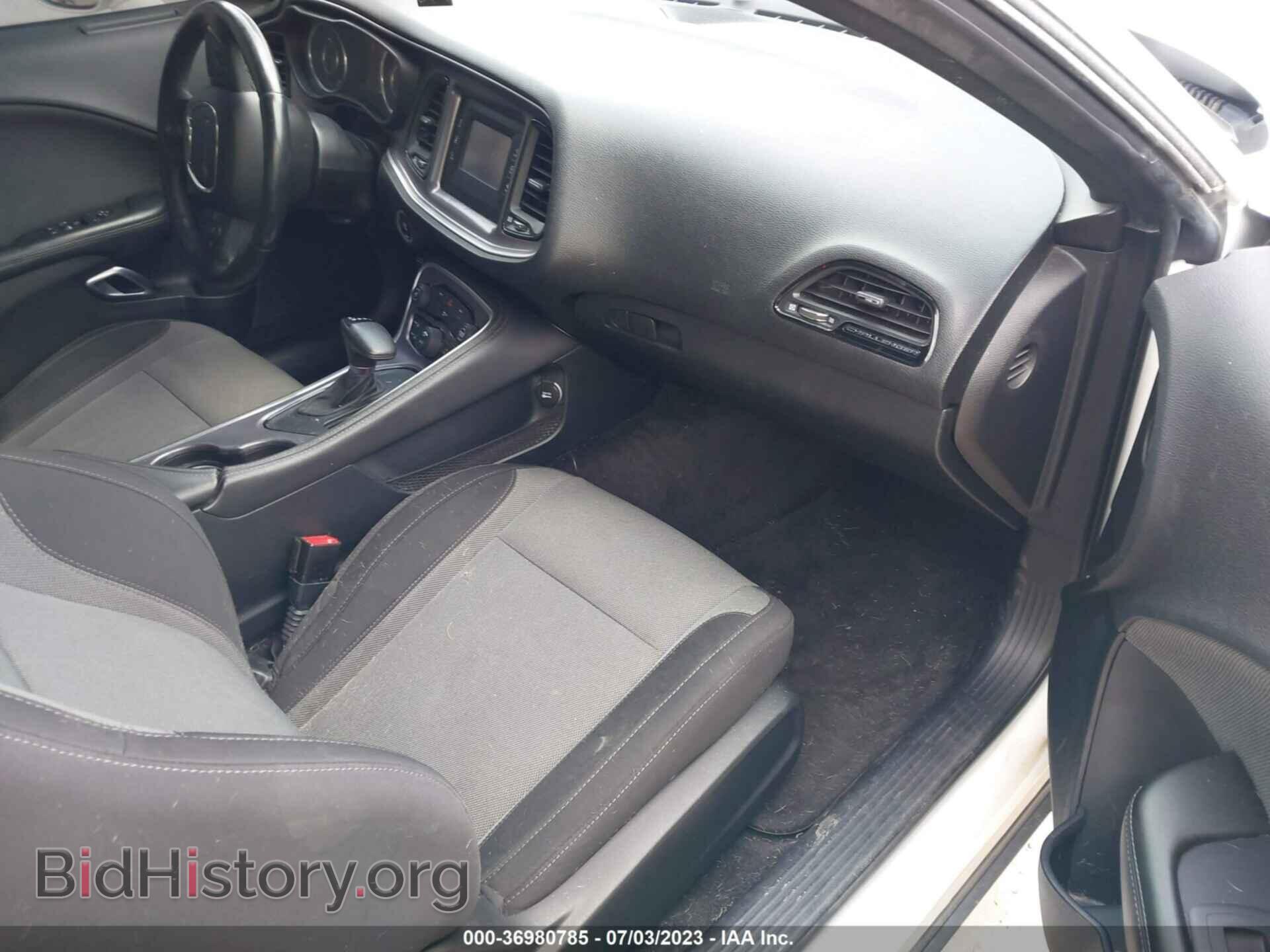 2015 DODGE CHALLENGER - VIN: 2C3CDZAT1FH728191 - Фото 5