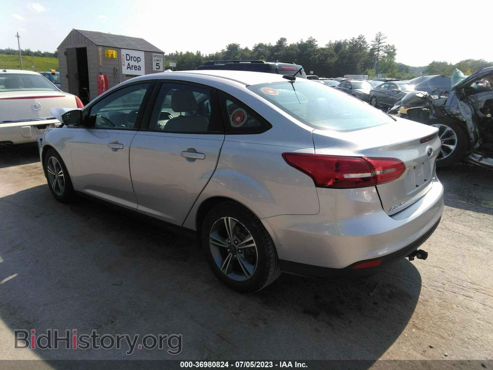 2018 FORD FOCUS - VIN: 1FADP3FE8JL290933 - Фото 3