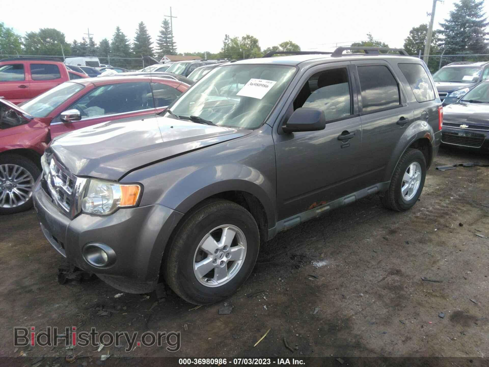 2010 FORD ESCAPE - VIN: 1FMCU0D78AKA12763 - Photo 2
