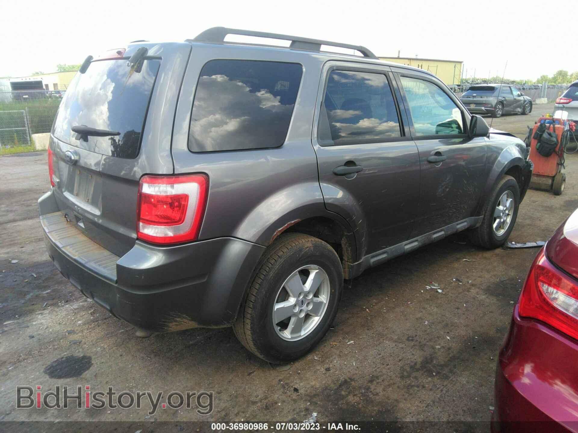 2010 FORD ESCAPE - VIN: 1FMCU0D78AKA12763 - Photo 4