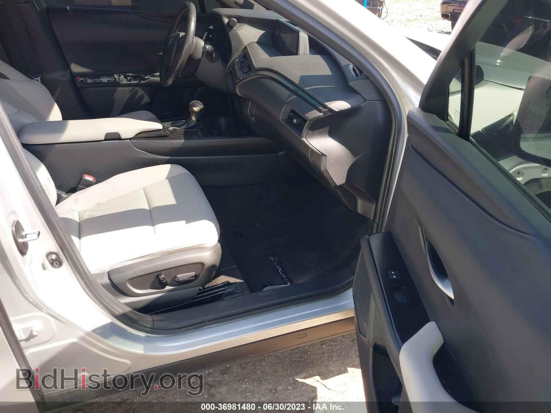 2019 LEXUS UX - VIN: JTHY3JBH5K2003307 - Photo 5