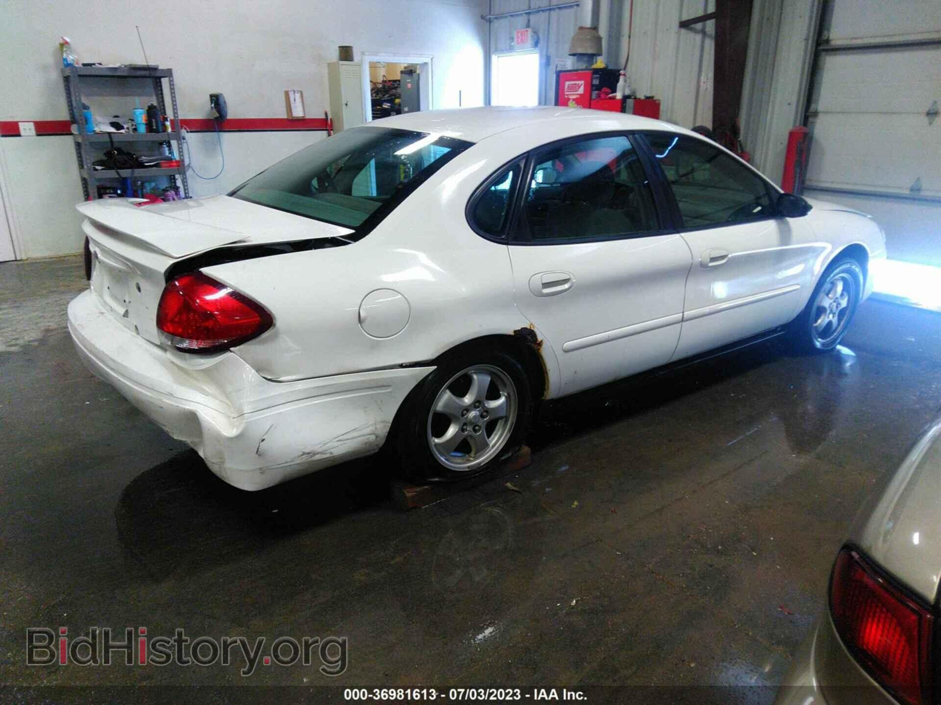 2007 FORD TAURUS - VIN: 1FAFP53U17A195828 - Фото 4