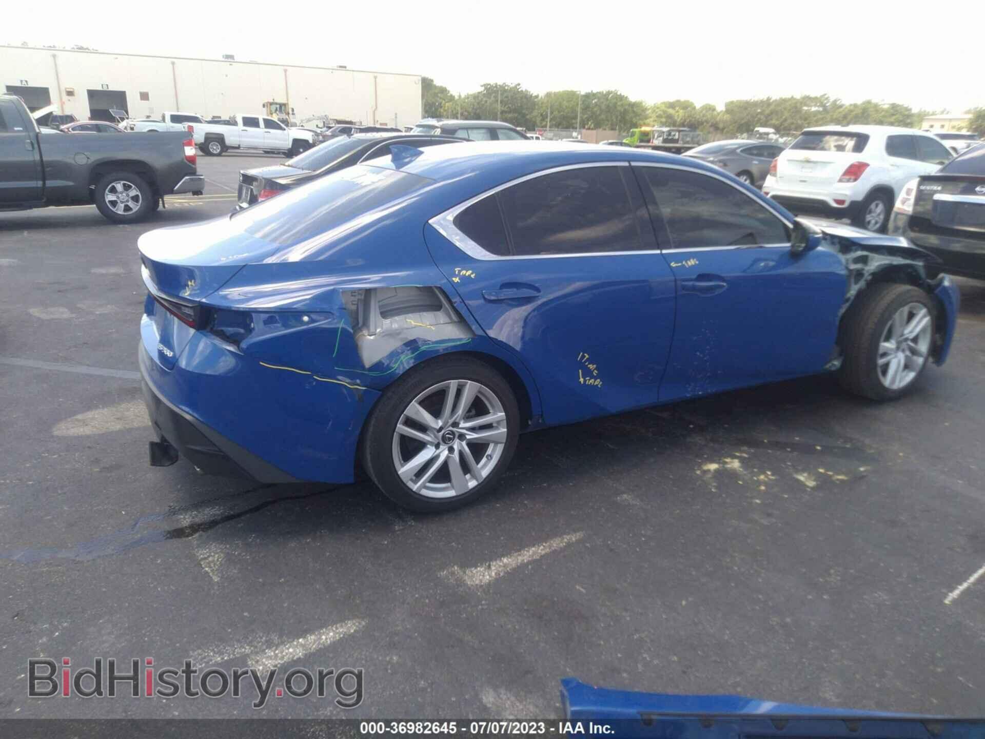 2021 LEXUS IS - VIN: JTHCA1D25M5115728 - Photo 4