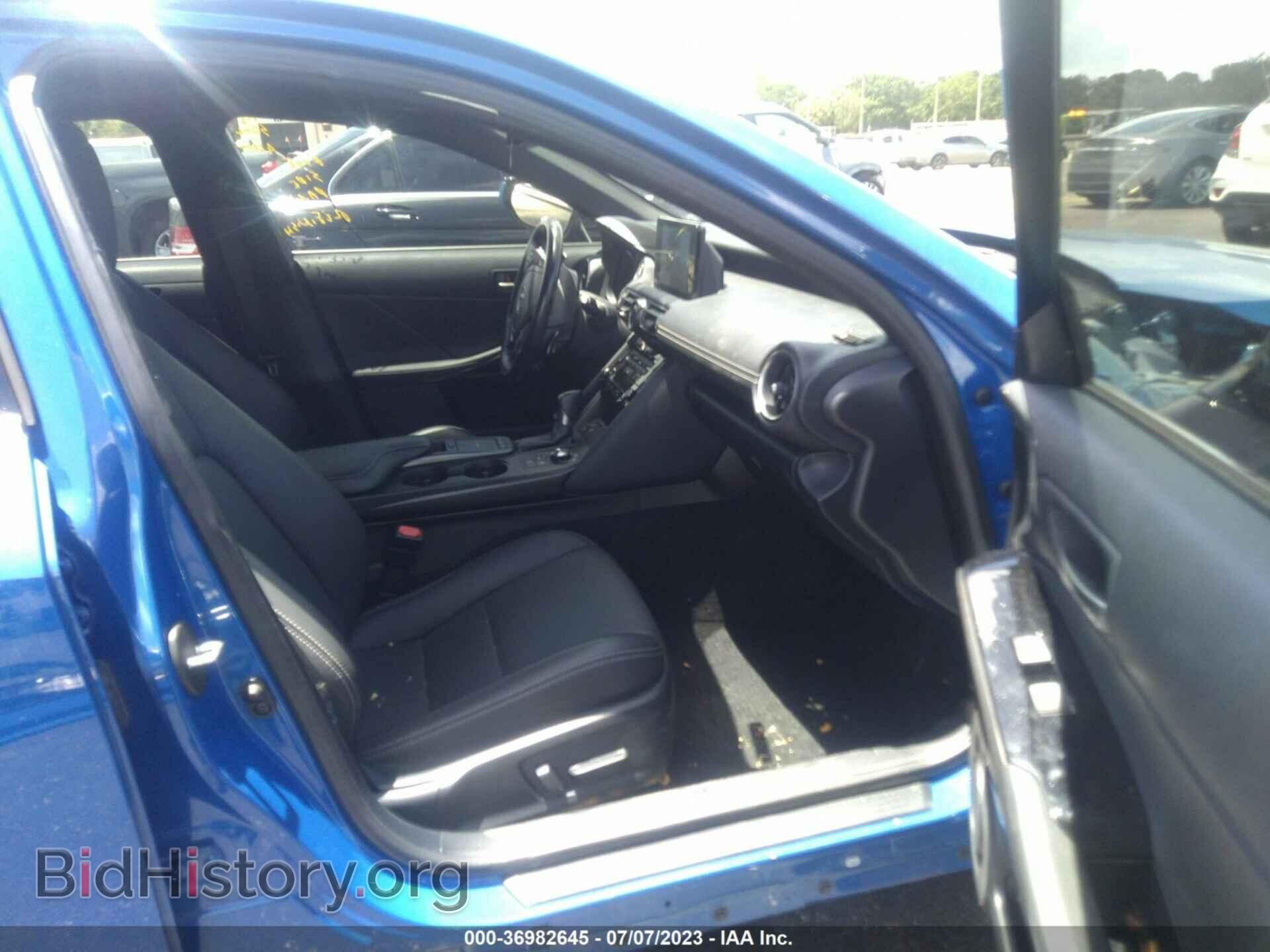 2021 LEXUS IS - VIN: JTHCA1D25M5115728 - Photo 5
