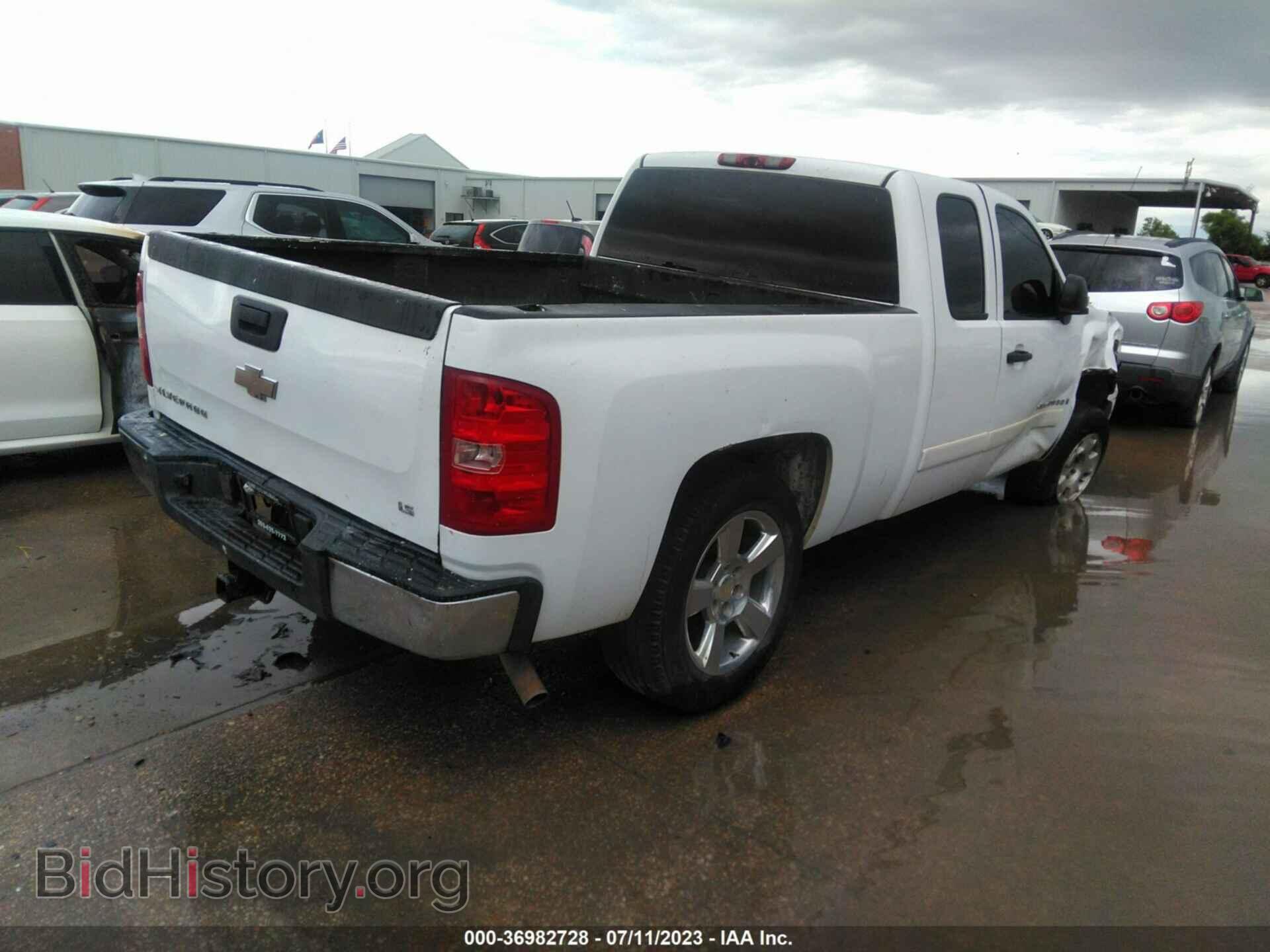 2008 CHEVROLET SILVERADO 1500 - VIN: 2GCEC19C281262358 - Фото 4