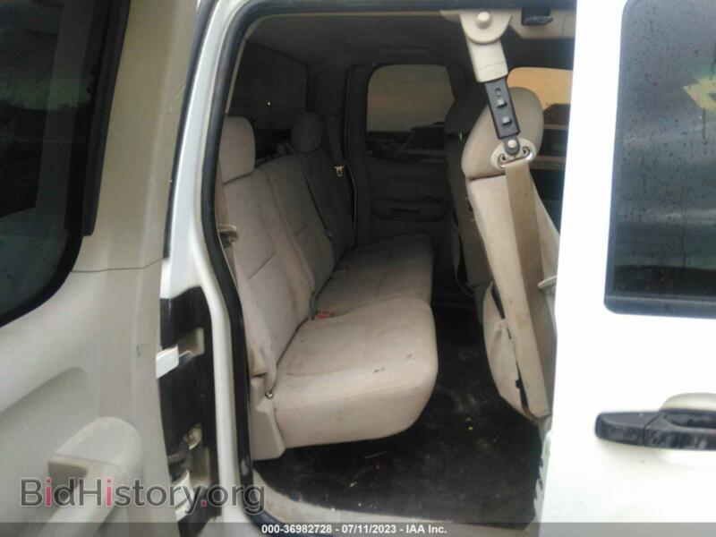 2008 Chevrolet SILVERADO 1500 (VIN 2GCEC19C281262358) — photo 8 of 16