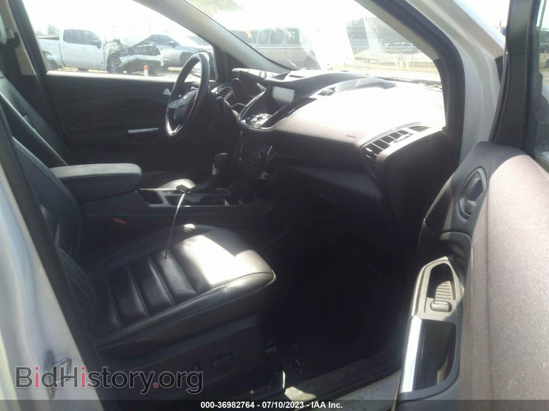 2017 FORD ESCAPE - VIN: 1FMCU9JD5HUE08758 - Photo 5