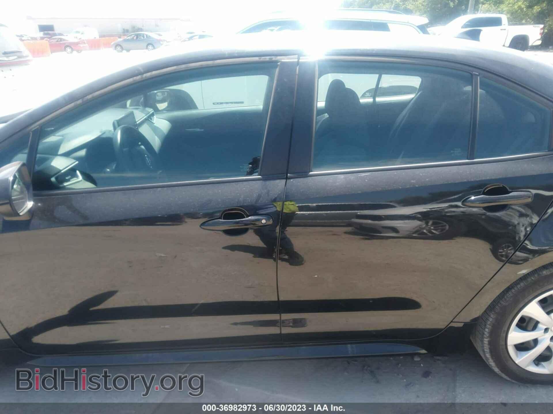 2021 TOYOTA COROLLA - VIN: 5YFEPMAE0MP211388 - Photo 15