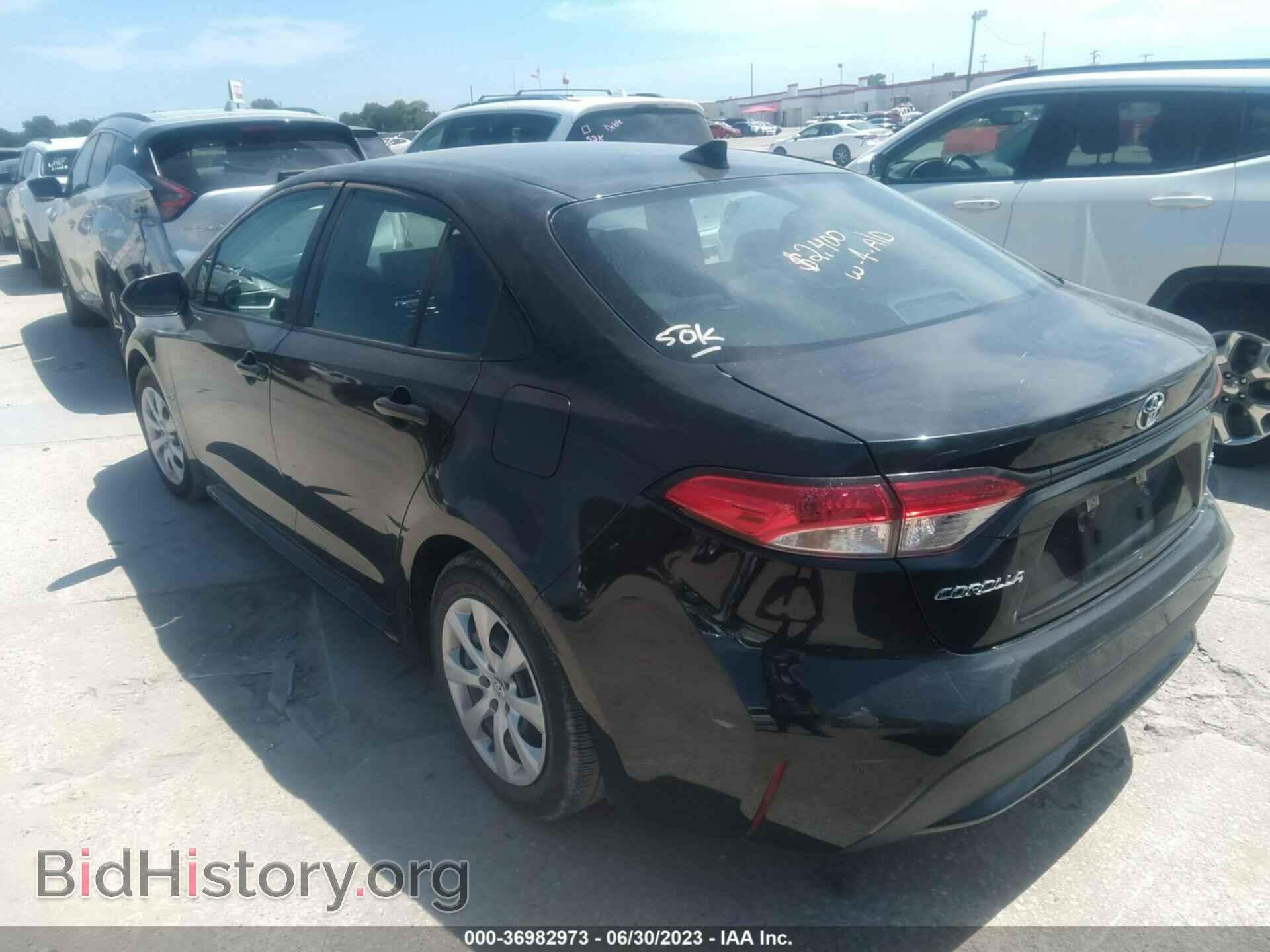 2021 TOYOTA COROLLA - VIN: 5YFEPMAE0MP211388 - Photo 3