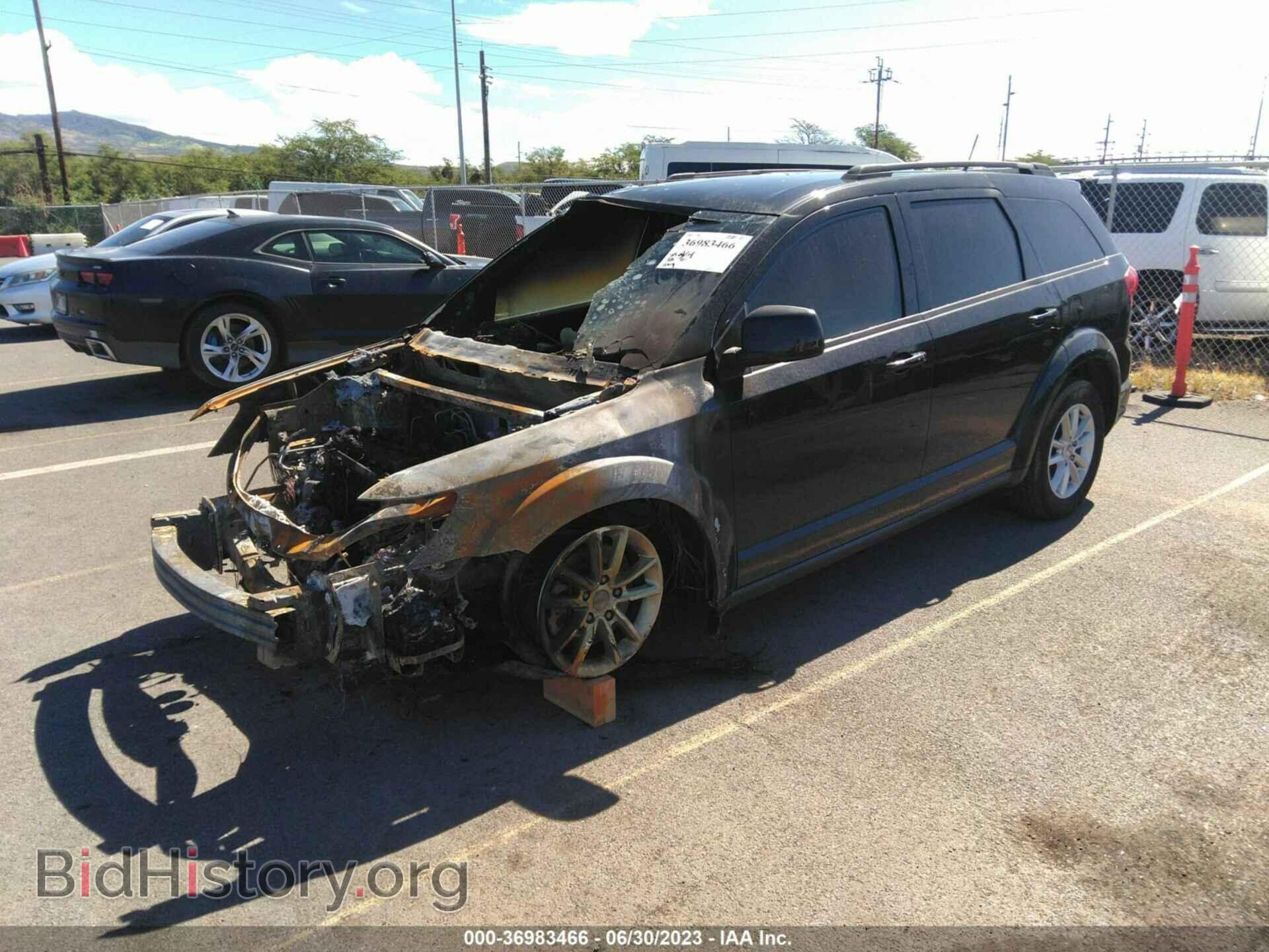 2017 DODGE JOURNEY - VIN: 3C4PDCBBXHT608013 - Фото 2