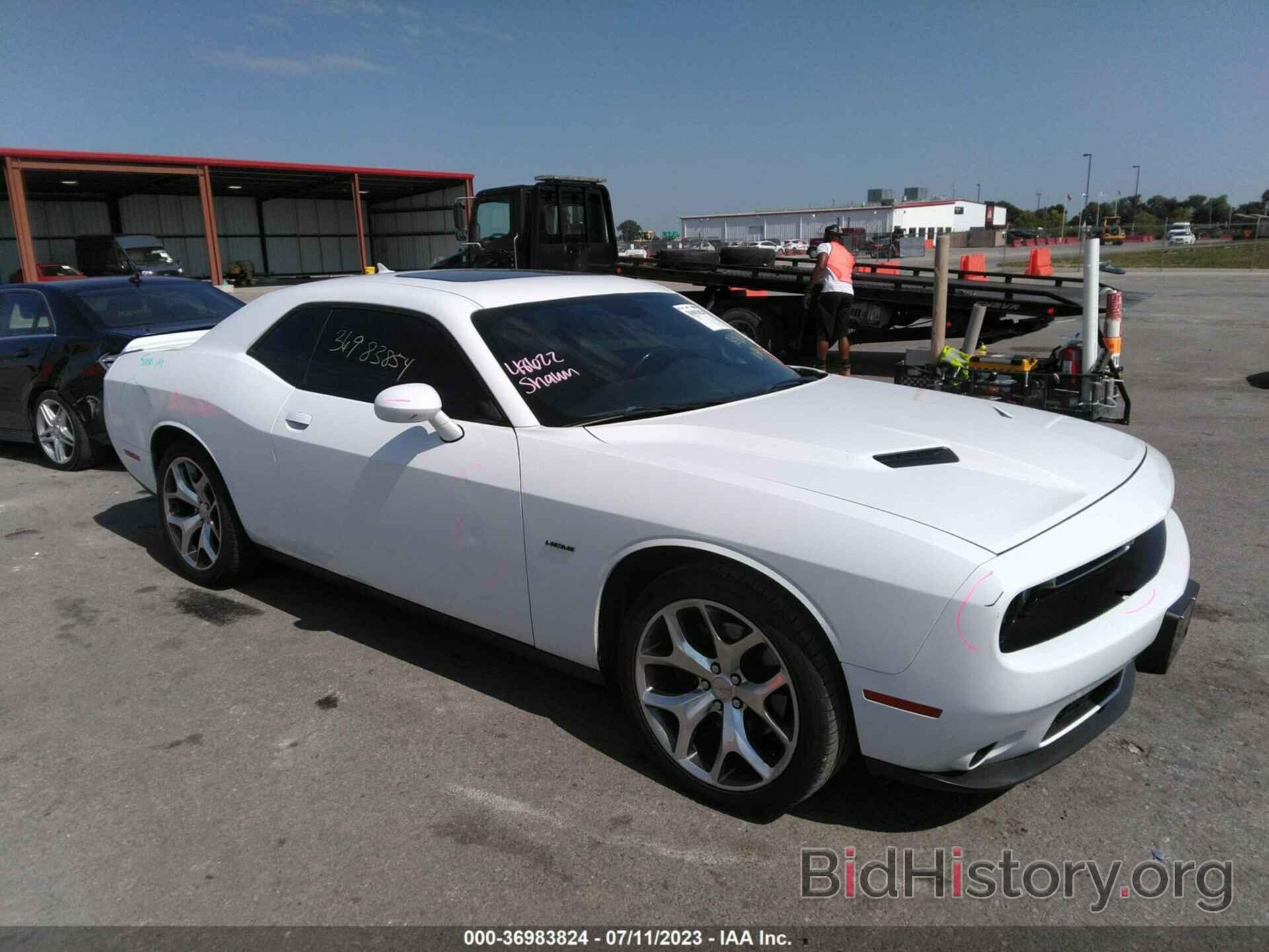 Photo 2C3CDZBT2FH834583 - DODGE CHALLENGER 2015