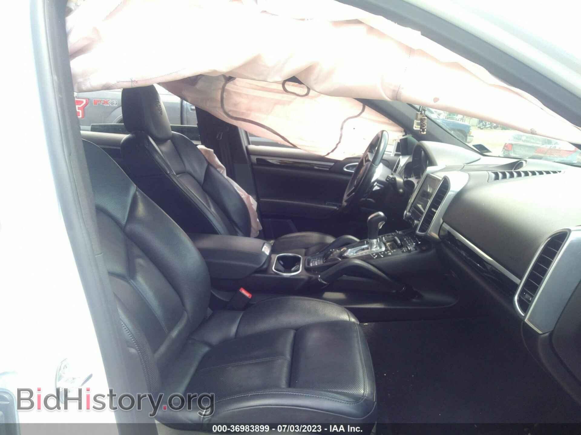 2017 PORSCHE CAYENNE - VIN: WP1AA2A29HKA81091 - Фото 5